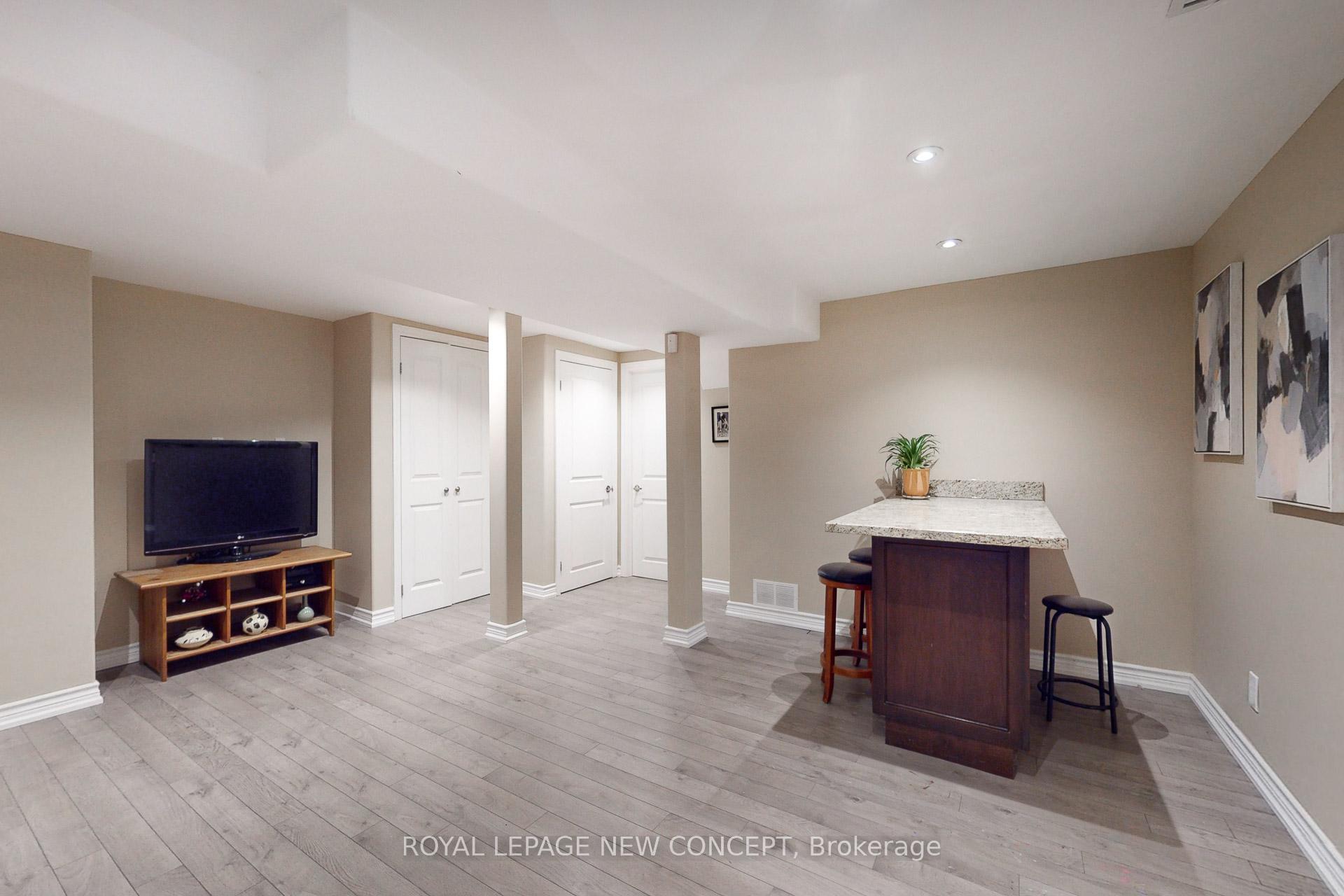 24 Fleetwell Crt, Toronto, ON M2R1L3 | 4 Bedroom 3 Bathroom Detached House | Image 20