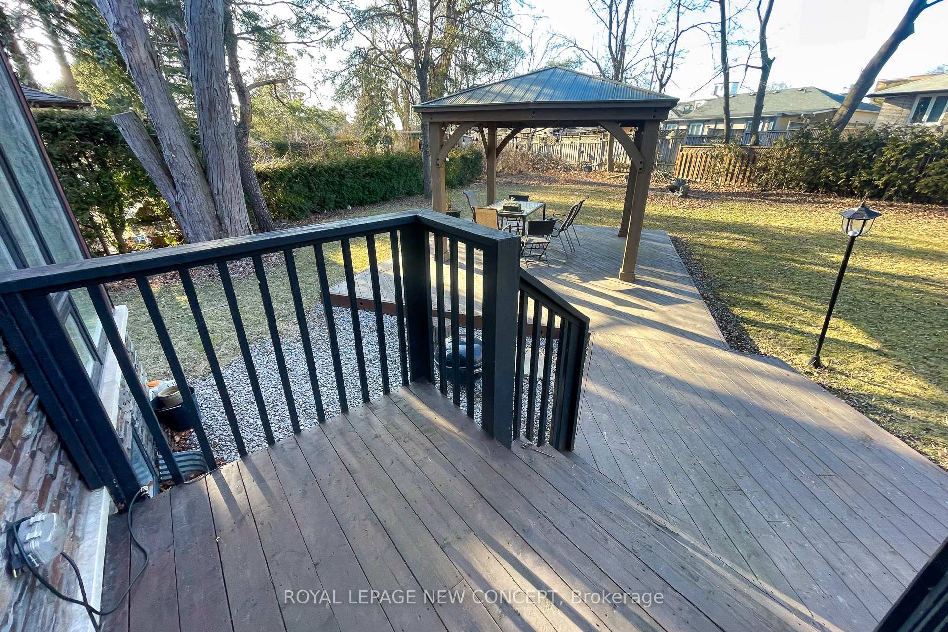 24 Fleetwell Crt, Toronto, ON M2R1L3 | 4 Bedroom 3 Bathroom Detached House | Image 22