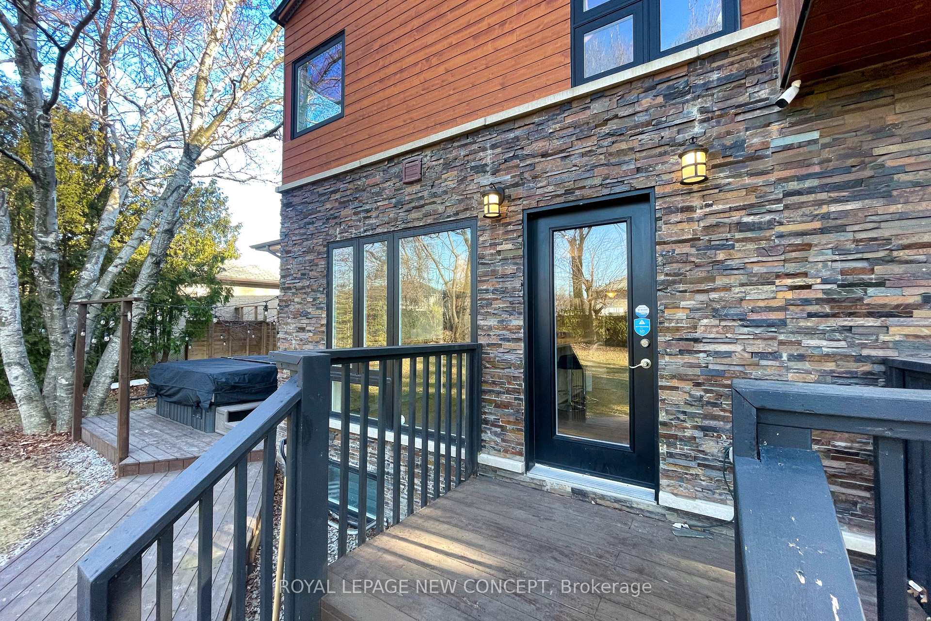 24 Fleetwell Crt, Toronto, ON M2R1L3 | 4 Bedroom 3 Bathroom Detached House | Image 23