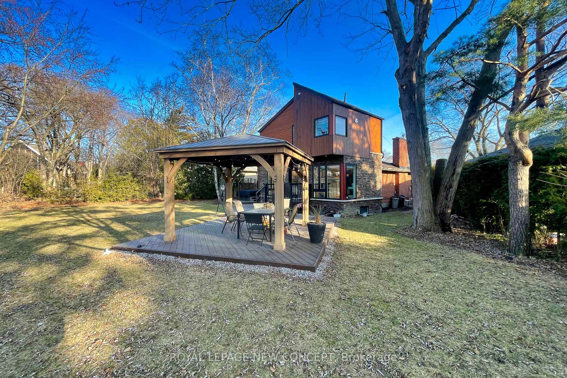 24 Fleetwell Crt, Toronto, ON M2R1L3 | 4 Bedroom 3 Bathroom Detached House | Image 26