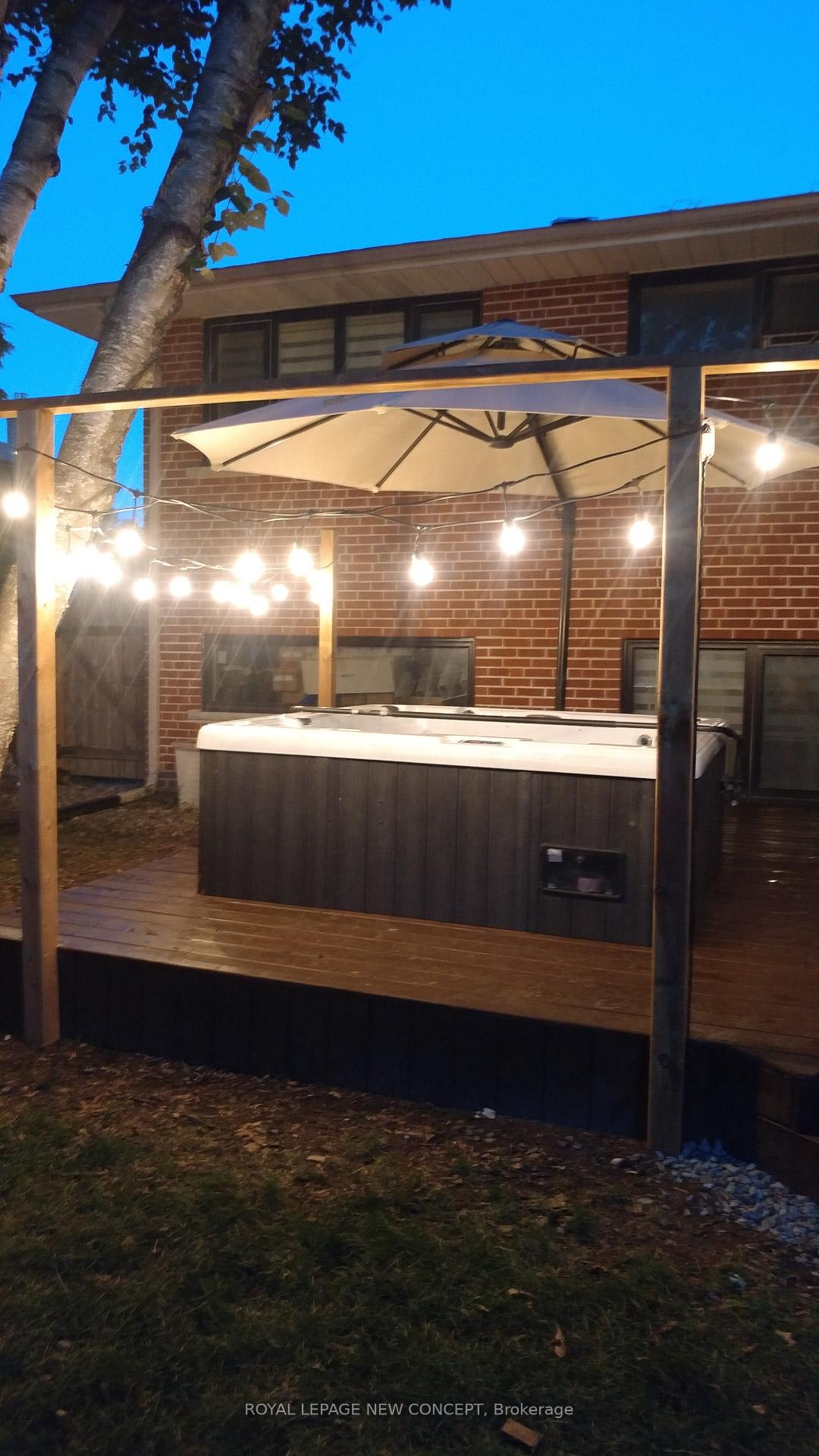 24 Fleetwell Crt, Toronto, ON M2R1L3 | 4 Bedroom 3 Bathroom Detached House | Image 37