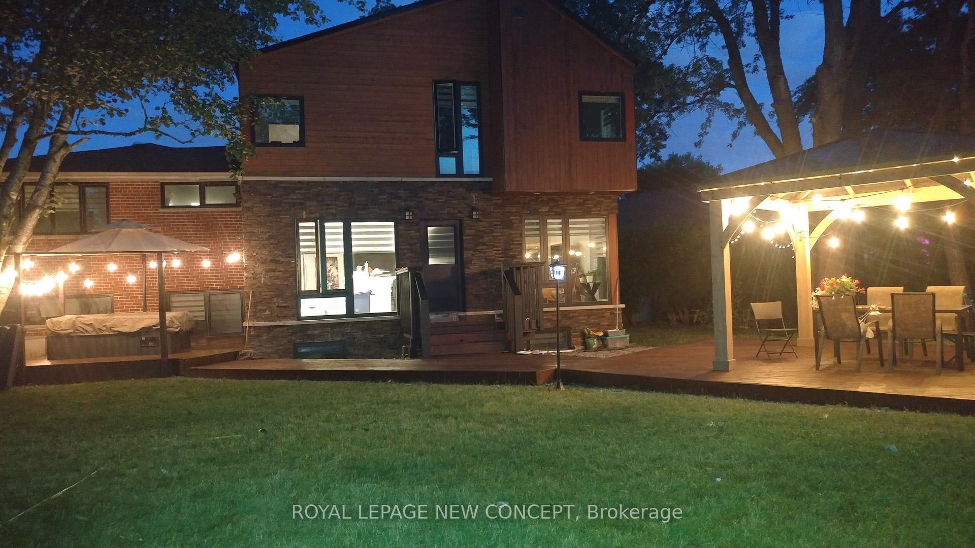 24 Fleetwell Crt, Toronto, ON M2R1L3 | 4 Bedroom 3 Bathroom Detached House | Image 38