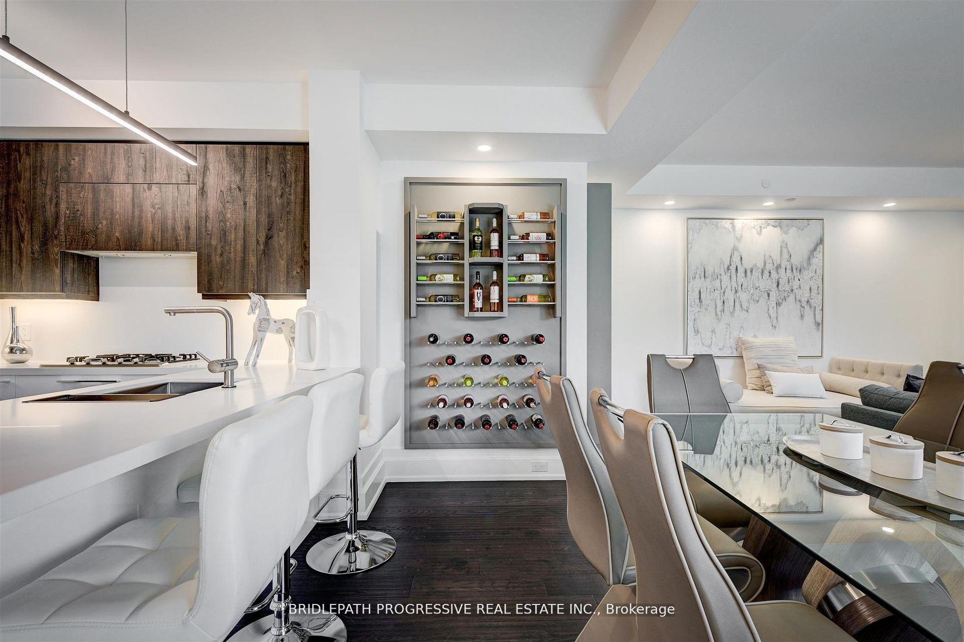 #401 - 3 Southvale Dr, Toronto, ON M4G1G2 | 2 Bedroom 2 Bathroom Condo Apt | Image 11