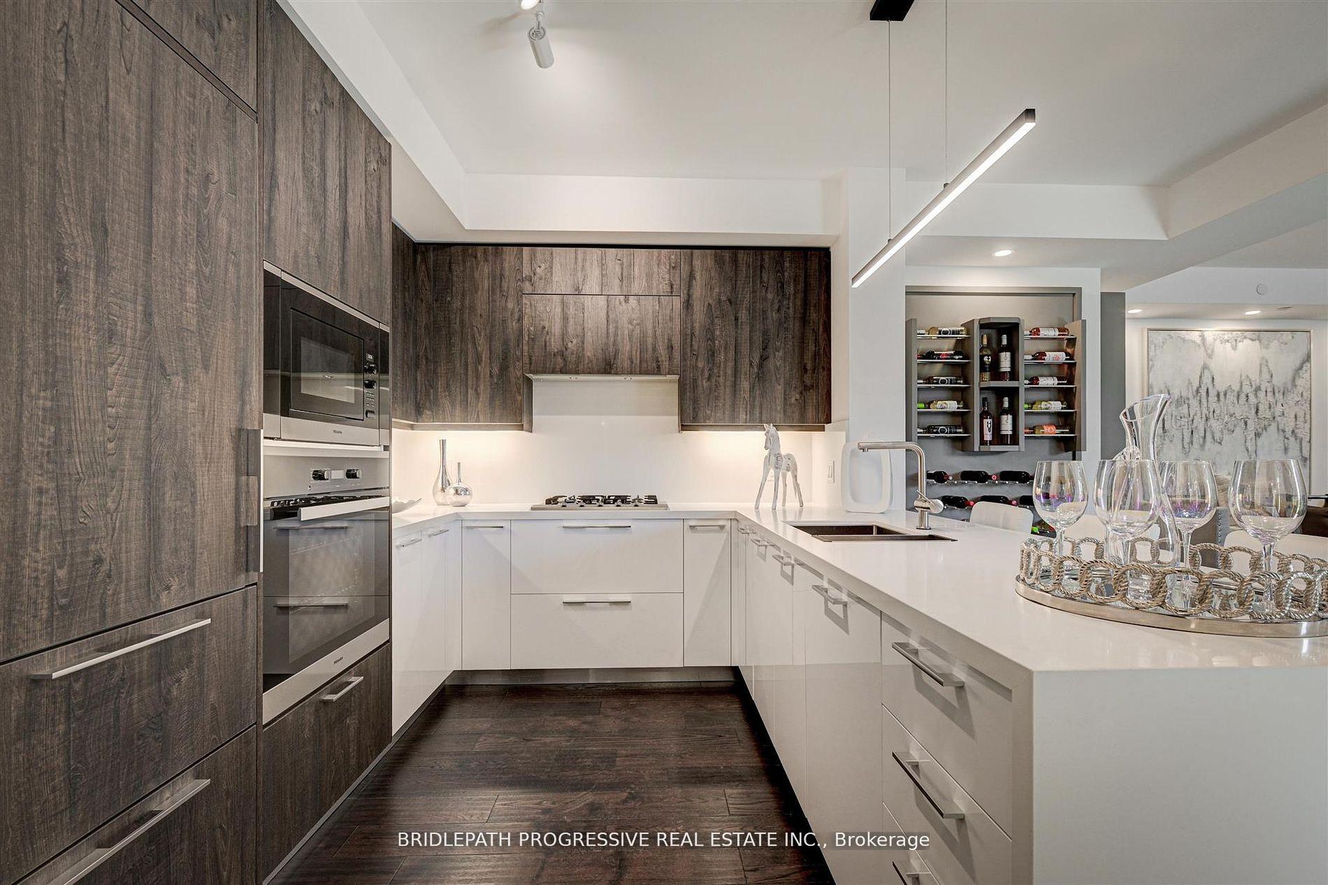 #401 - 3 Southvale Dr, Toronto, ON M4G1G2 | 2 Bedroom 2 Bathroom Condo Apt | Image 15