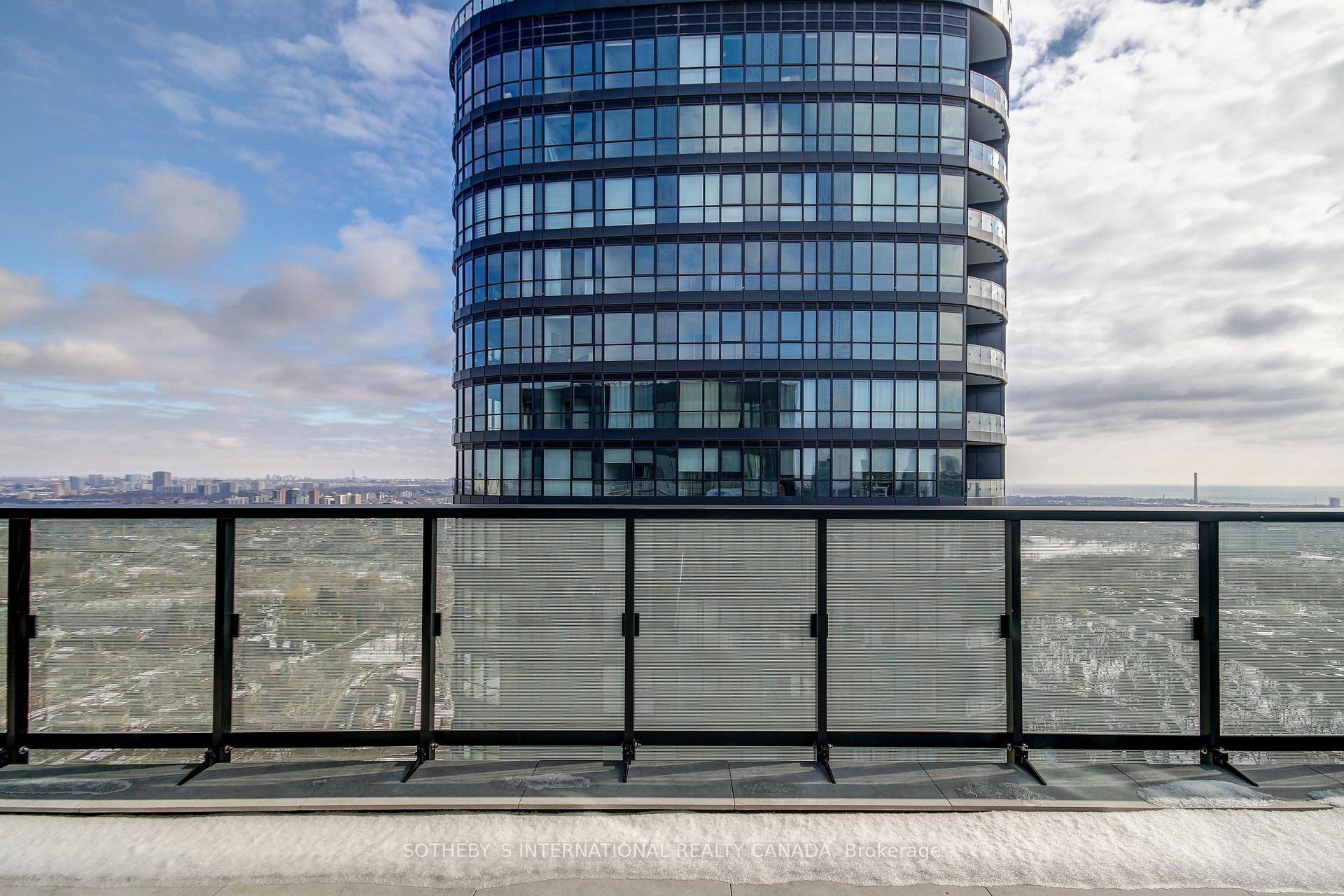 #PH07 - 575 Bloor St E, Toronto, ON M4W0B2 | 3 Bedroom 4 Bathroom Condo Apt | Image 13