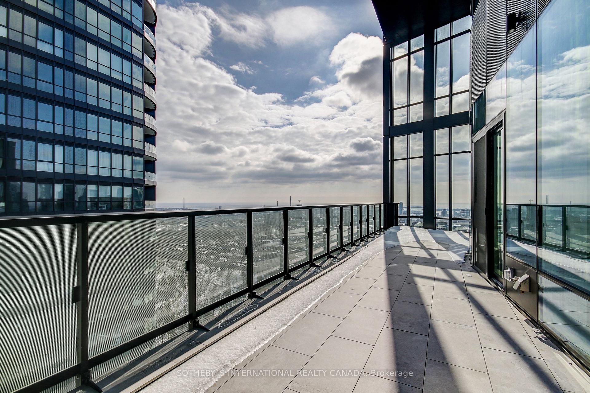 #PH07 - 575 Bloor St E, Toronto, ON M4W0B2 | 3 Bedroom 4 Bathroom Condo Apt | Image 14