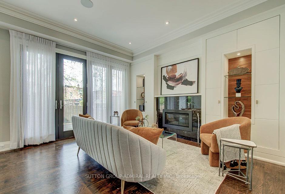 100 Parklea Dr, Toronto, ON M4G2J8 | 4 Bedroom 6 Bathroom Detached House | Image 17