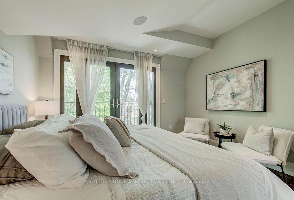 100 Parklea Dr, Toronto, ON M4G2J8 | 4 Bedroom 6 Bathroom Detached House | Image 34