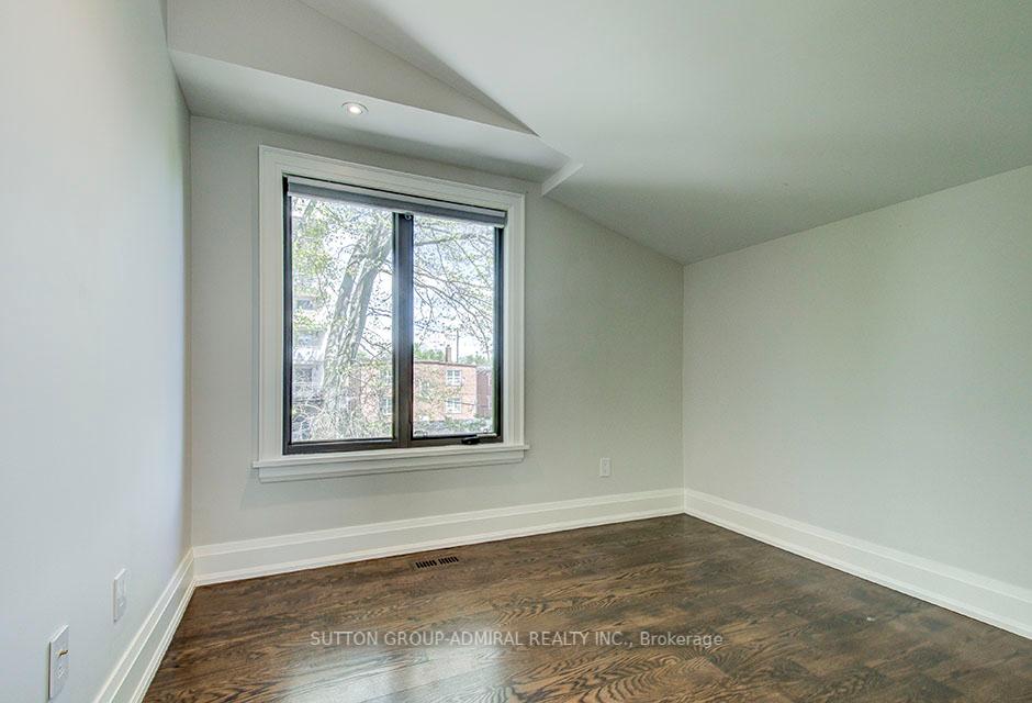 100 Parklea Dr, Toronto, ON M4G2J8 | 4 Bedroom 6 Bathroom Detached House | Image 37