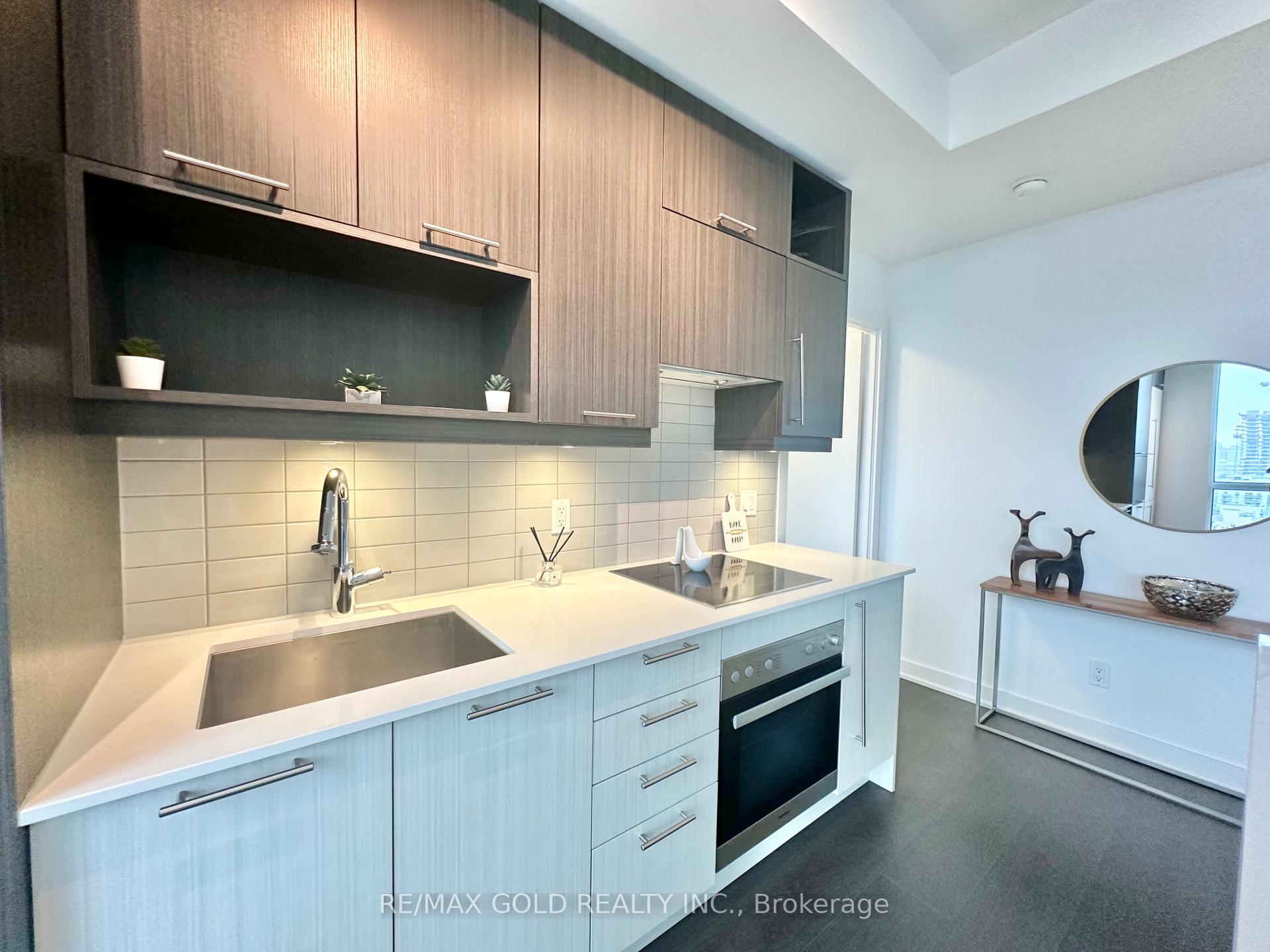 #2310 - 30 Nelson St, Toronto, ON M5V0H5 | 1 Bedroom 1 Bathroom Condo Apt | Image 17