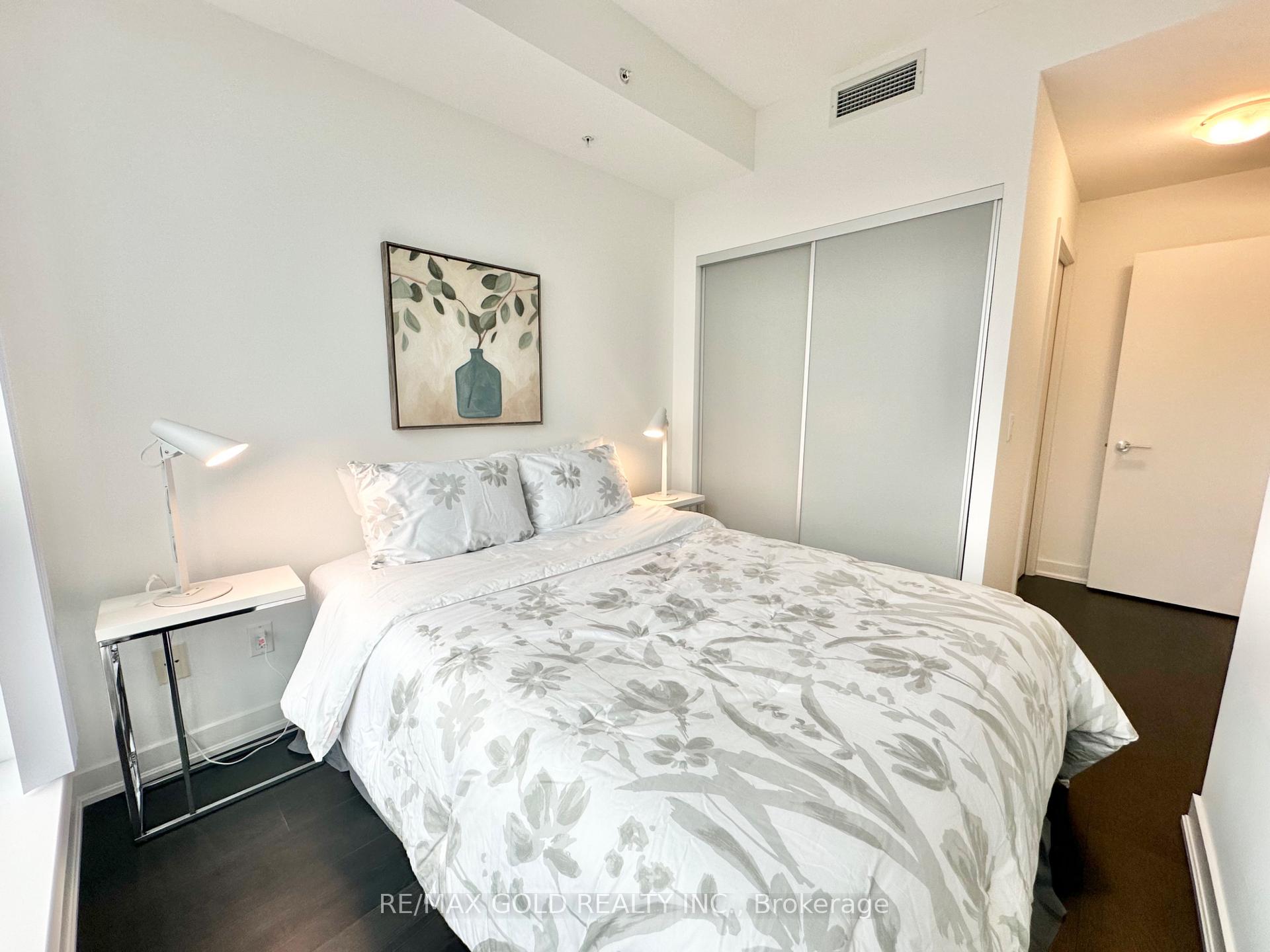 #2310 - 30 Nelson St, Toronto, ON M5V0H5 | 1 Bedroom 1 Bathroom Condo Apt | Image 25
