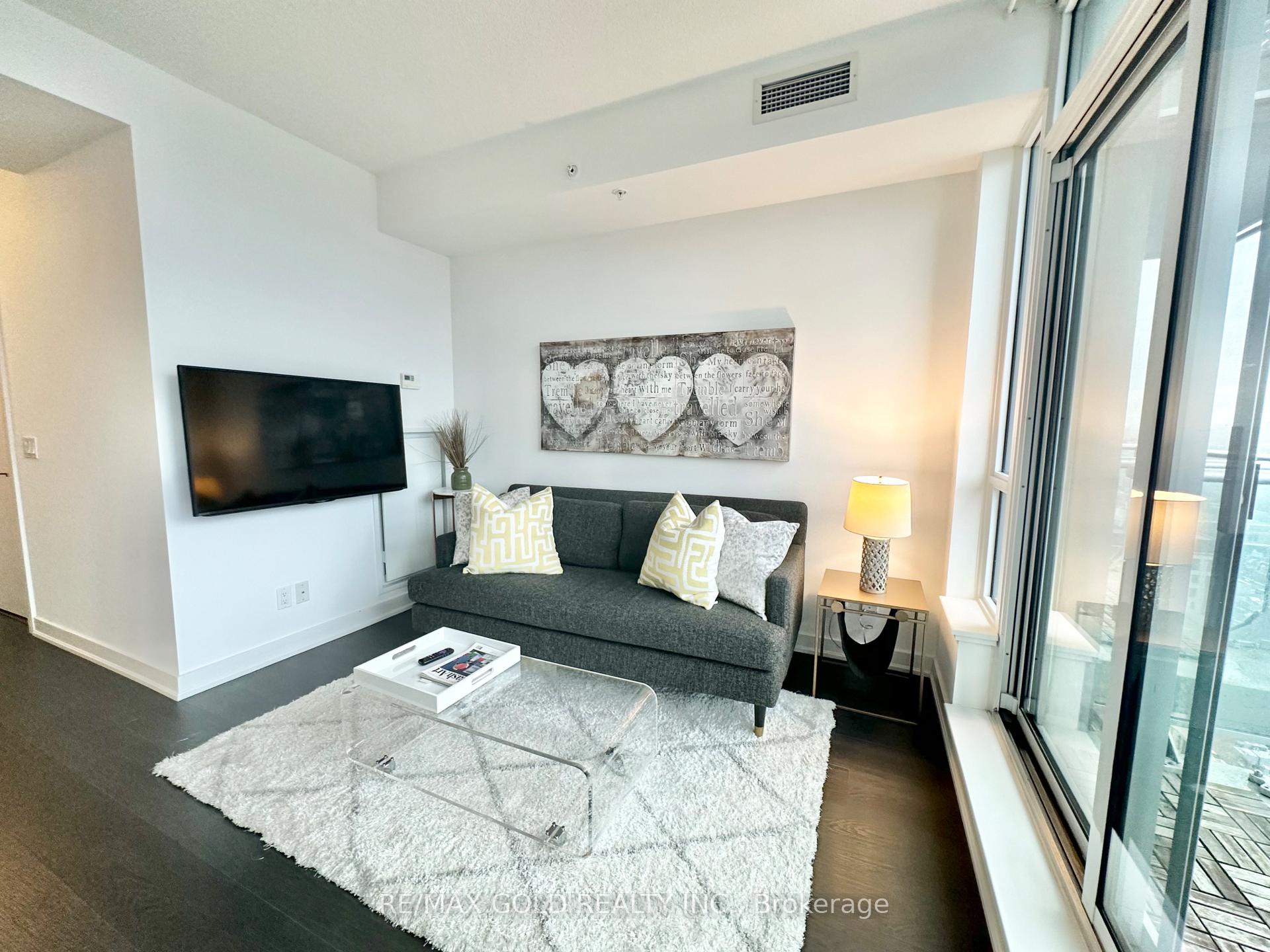 #2310 - 30 Nelson St, Toronto, ON M5V0H5 | 1 Bedroom 1 Bathroom Condo Apt | Image 8