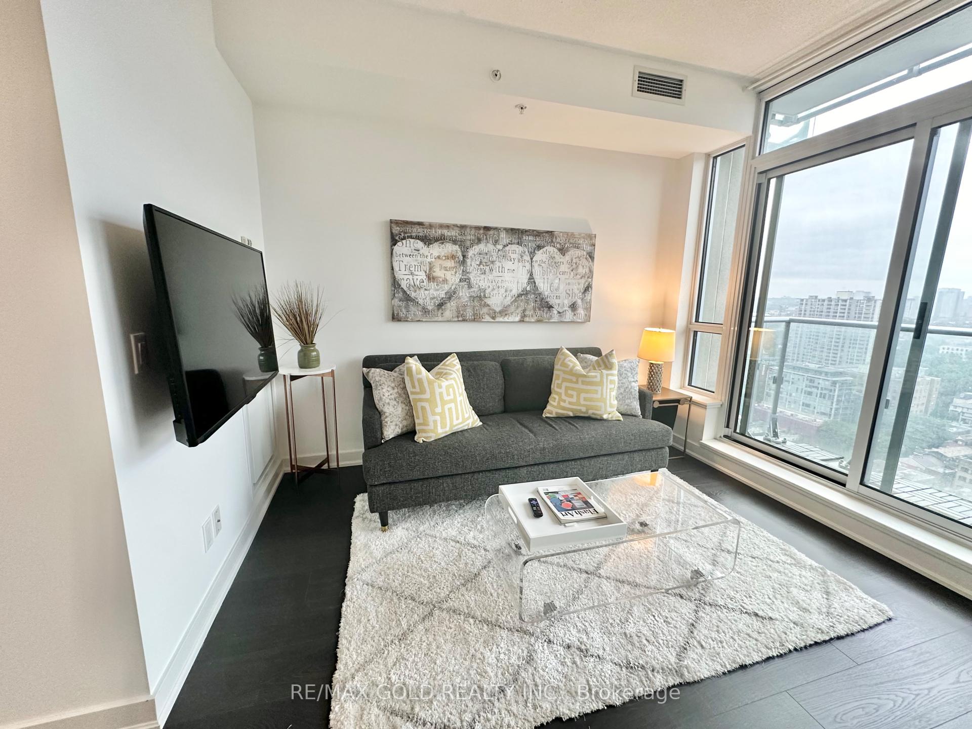 #2310 - 30 Nelson St, Toronto, ON M5V0H5 | 1 Bedroom 1 Bathroom Condo Apt | Image 9