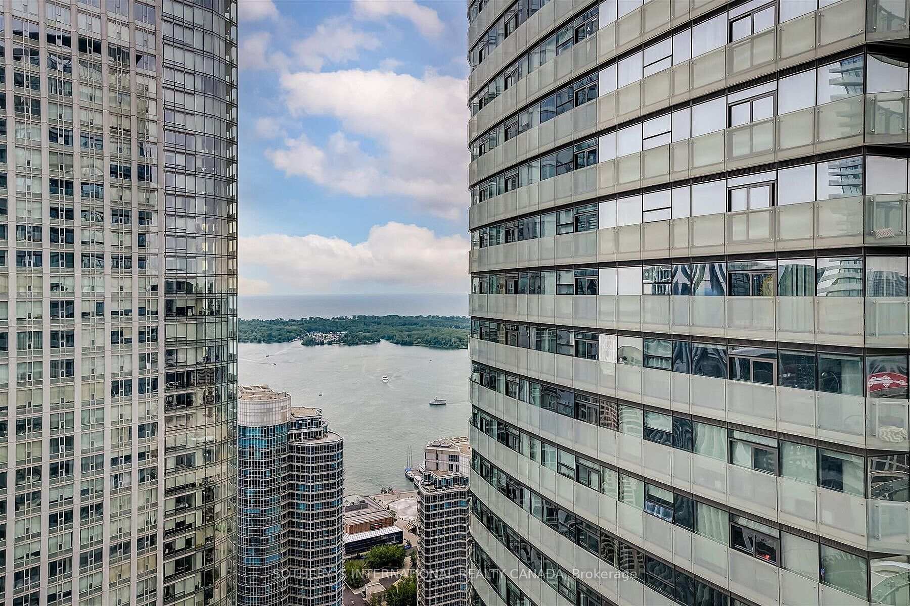 #4706 - 14 York St, Toronto, ON M5J0B1 | 1 Bedroom 1 Bathroom Condo Apt | Image 20