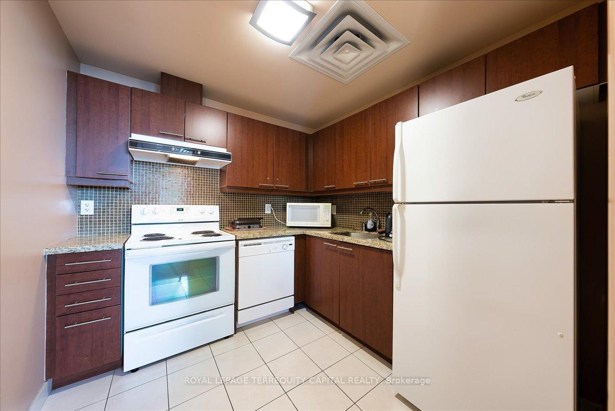 #205 - 503 Beecroft Rd, Toronto, ON M2N0A2 | 2 Bedroom 2 Bathroom Condo Apt | Image 40