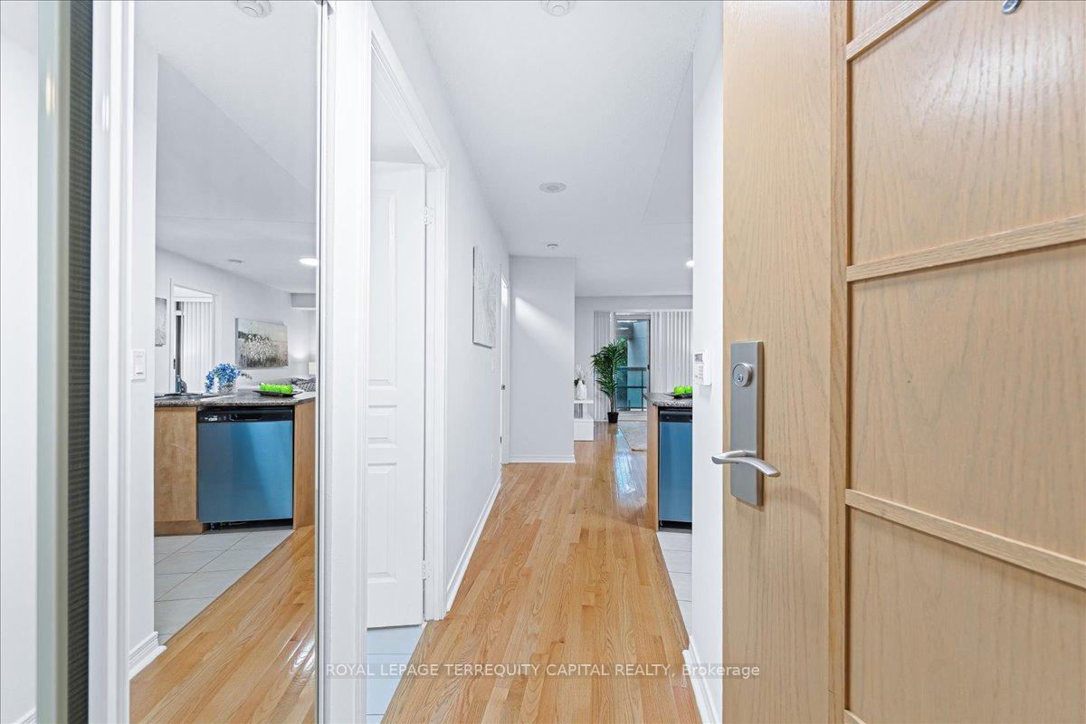 #205 - 503 Beecroft Rd, Toronto, ON M2N0A2 | 2 Bedroom 2 Bathroom Condo Apt | Image 8