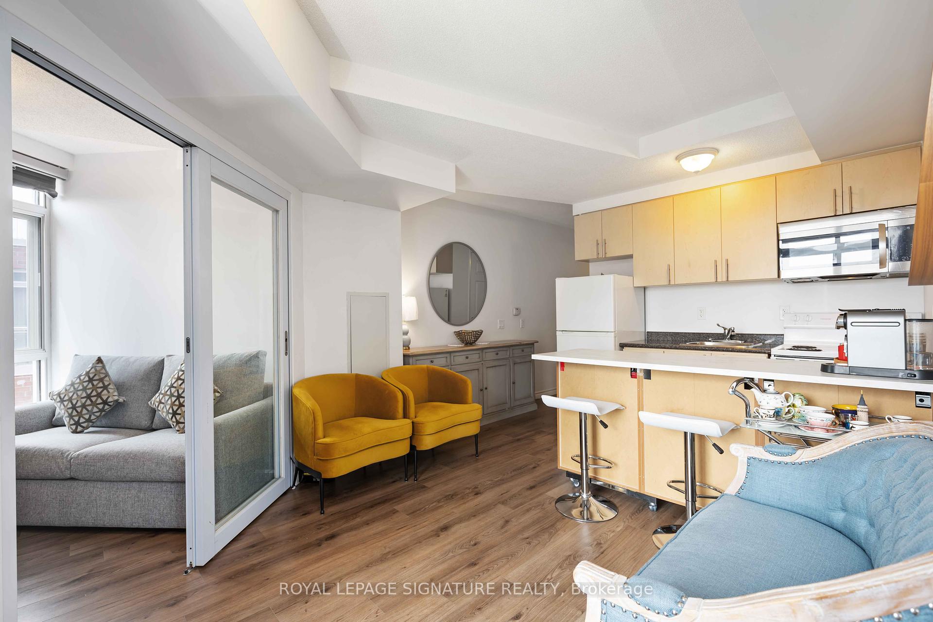 #703 - 15 Maplewood Ave, Toronto, ON M6C4B4 | 1 Bedroom 1 Bathroom Condo Apt | Image 14