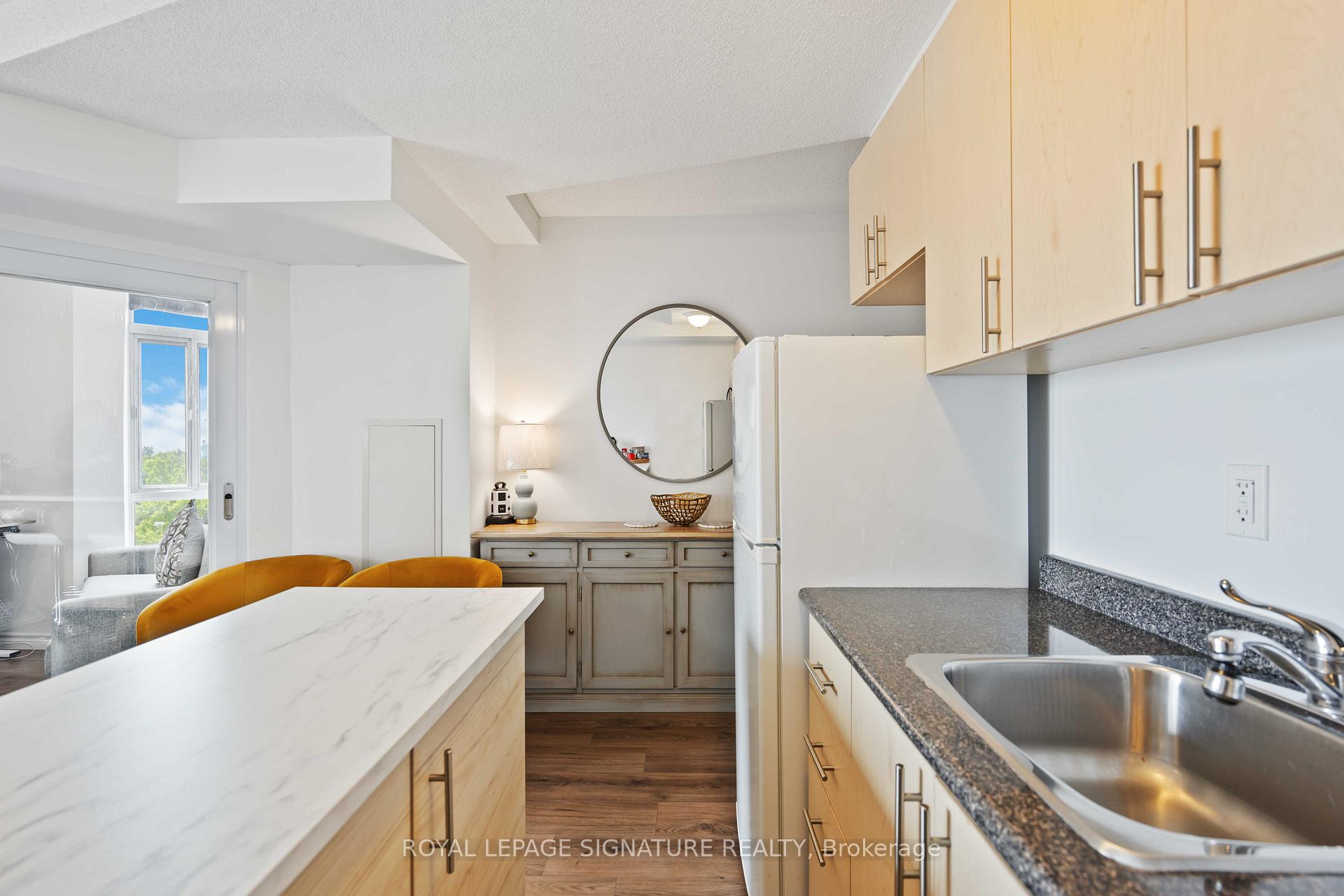 #703 - 15 Maplewood Ave, Toronto, ON M6C4B4 | 1 Bedroom 1 Bathroom Condo Apt | Image 9