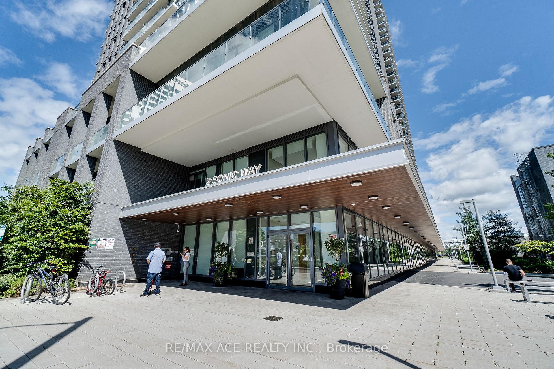 #2801 - 2 Sonic Way, Toronto, ON M3C0P2 | 1 Bedroom 1 Bathroom Condo Apt | Image 3