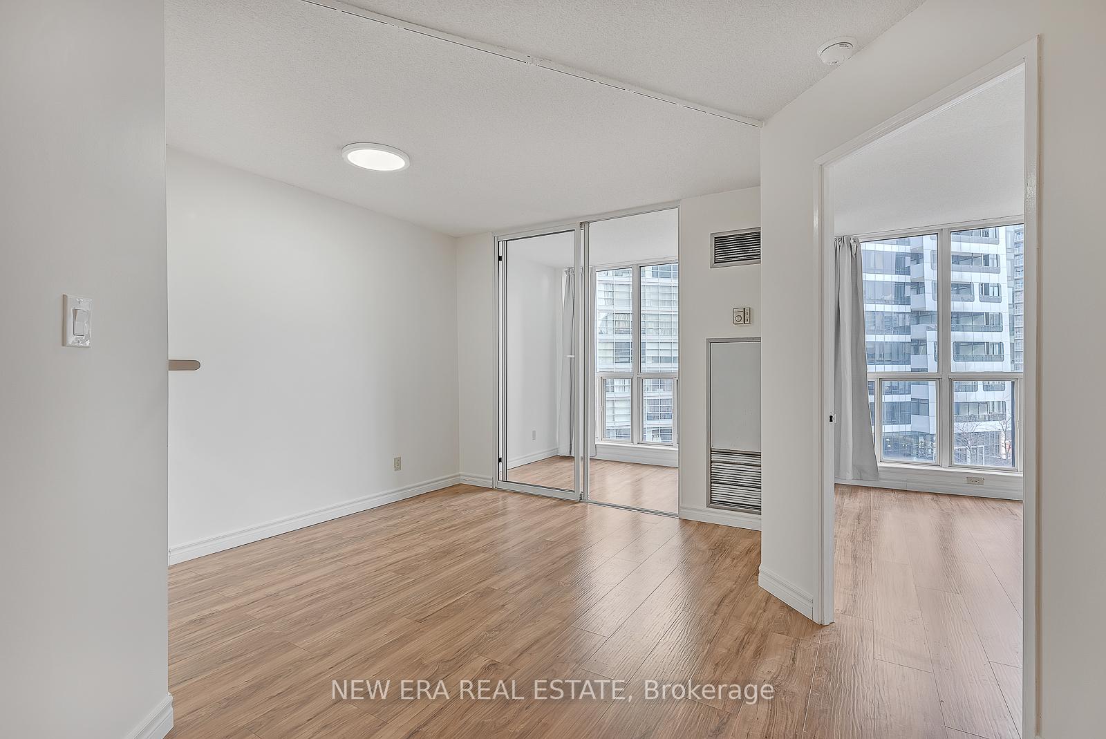#1109 - 24 Wellesley St W, Toronto, ON M4Y2X6 | 1 Bedroom 1 Bathroom Condo Apt | Image 18