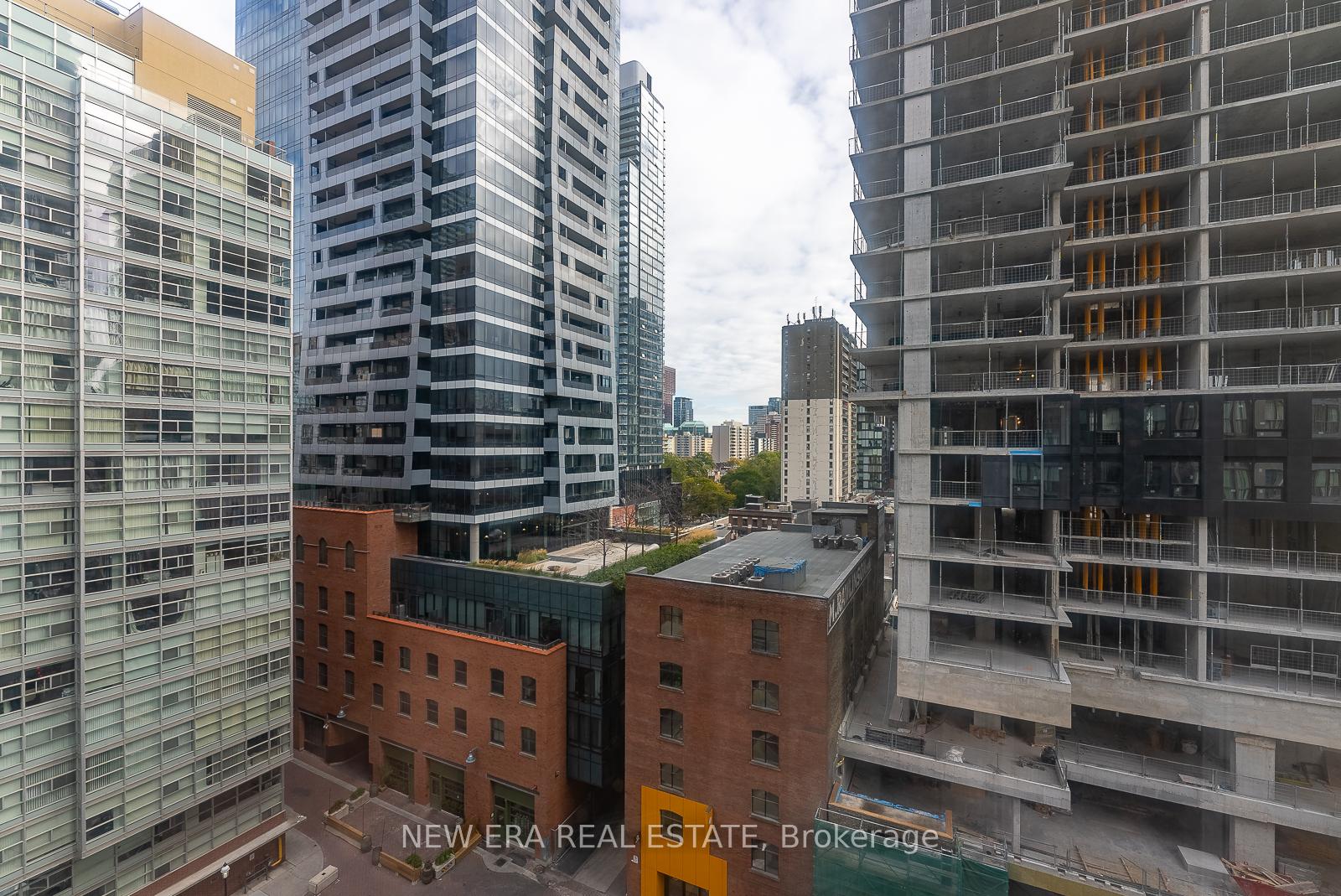 #1109 - 24 Wellesley St W, Toronto, ON M4Y2X6 | 1 Bedroom 1 Bathroom Condo Apt | Image 33
