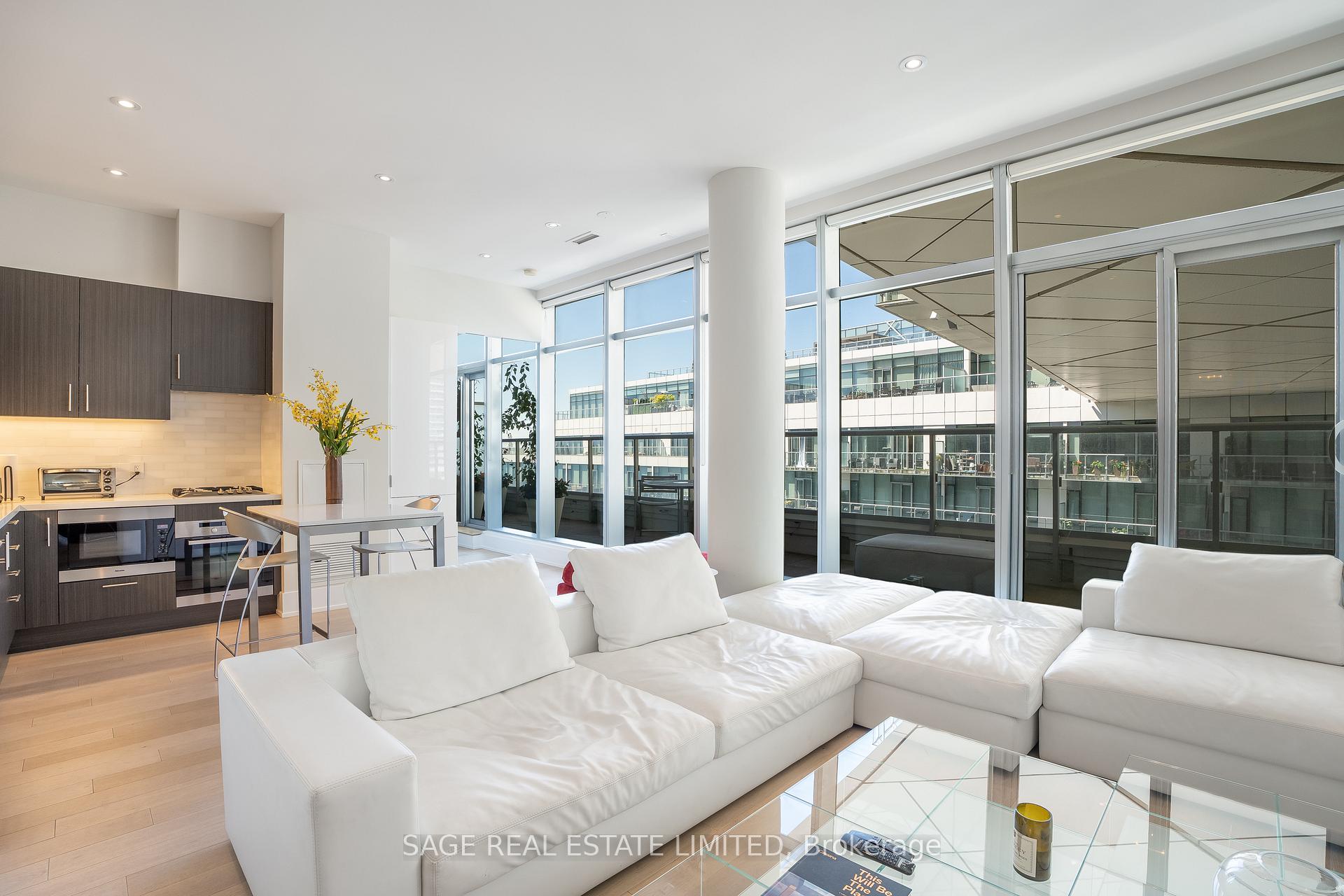 #1124 - 39 Queens Quay E, Toronto, ON M5E0A1 | 2 Bedroom 2 Bathroom Condo Apt | Image 12