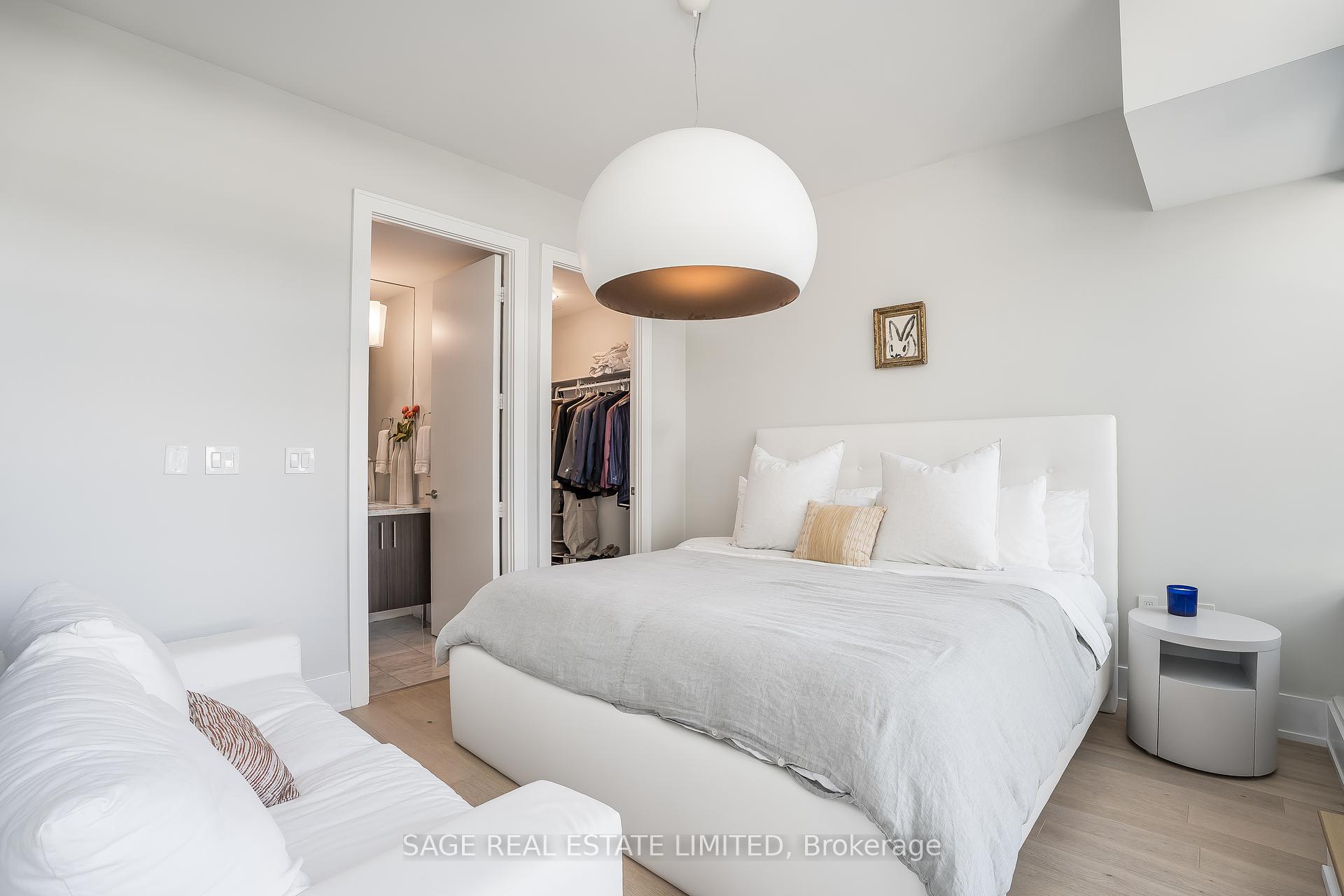 #1124 - 39 Queens Quay E, Toronto, ON M5E0A1 | 2 Bedroom 2 Bathroom Condo Apt | Image 15