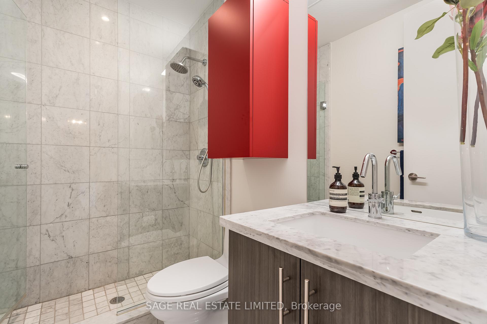 #1124 - 39 Queens Quay E, Toronto, ON M5E0A1 | 2 Bedroom 2 Bathroom Condo Apt | Image 19