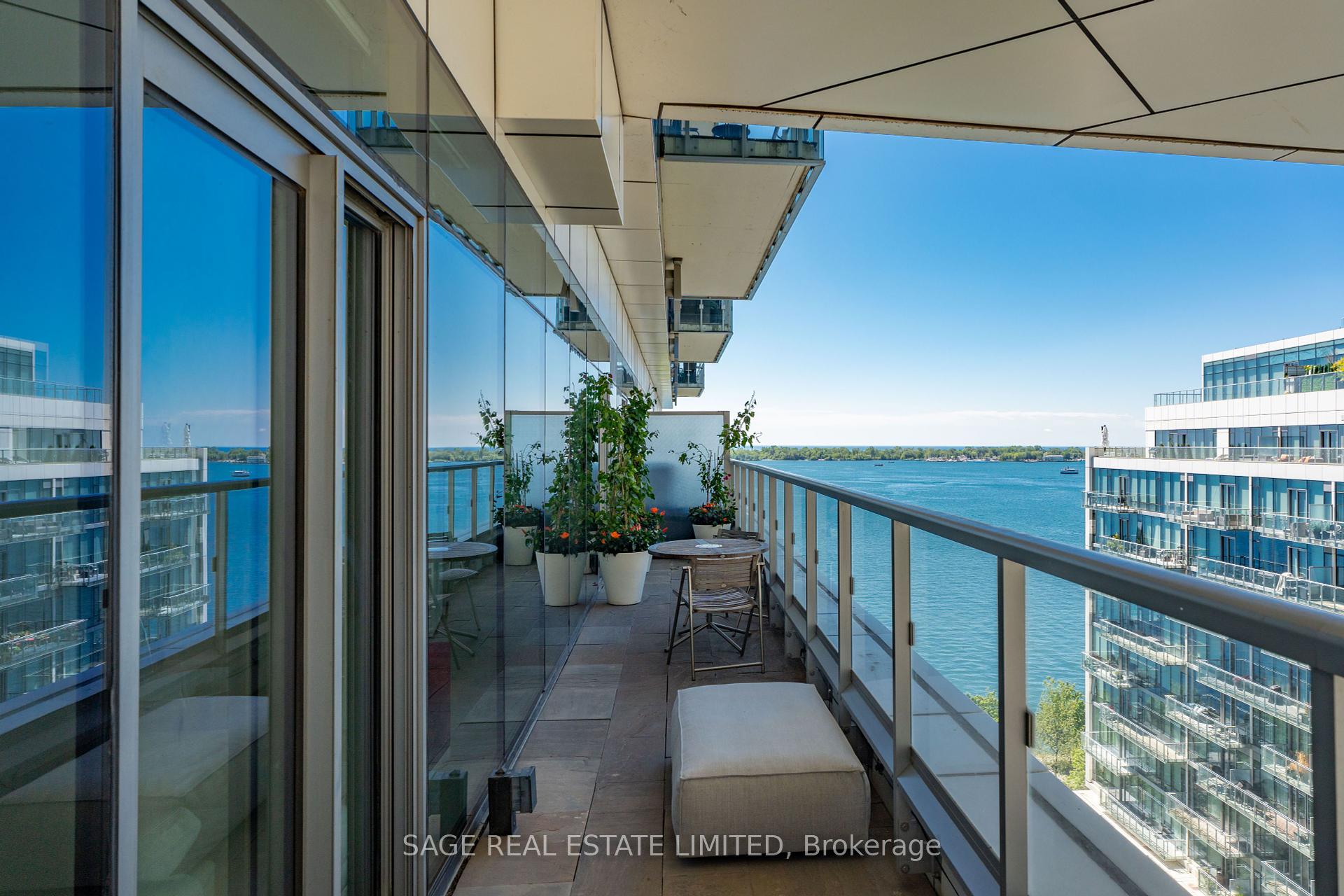 #1124 - 39 Queens Quay E, Toronto, ON M5E0A1 | 2 Bedroom 2 Bathroom Condo Apt | Image 21