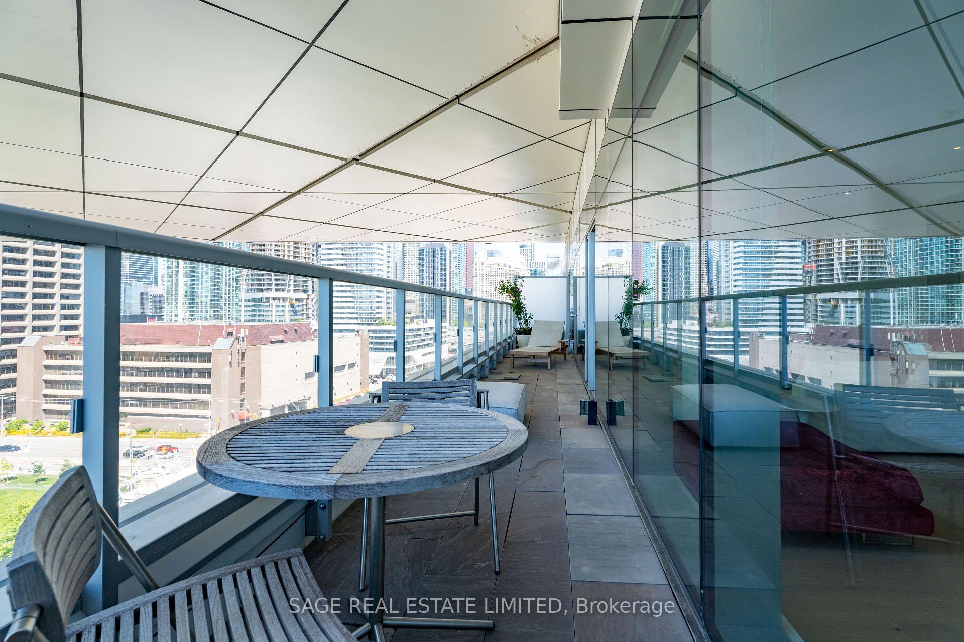 #1124 - 39 Queens Quay E, Toronto, ON M5E0A1 | 2 Bedroom 2 Bathroom Condo Apt | Image 22