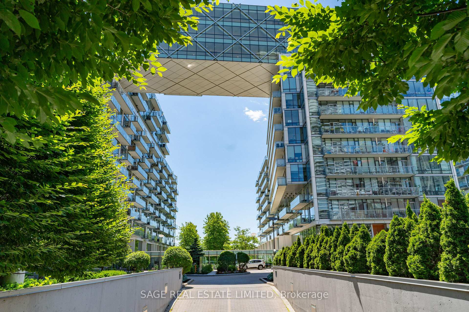#1124 - 39 Queens Quay E, Toronto, ON M5E0A1 | 2 Bedroom 2 Bathroom Condo Apt | Image 36