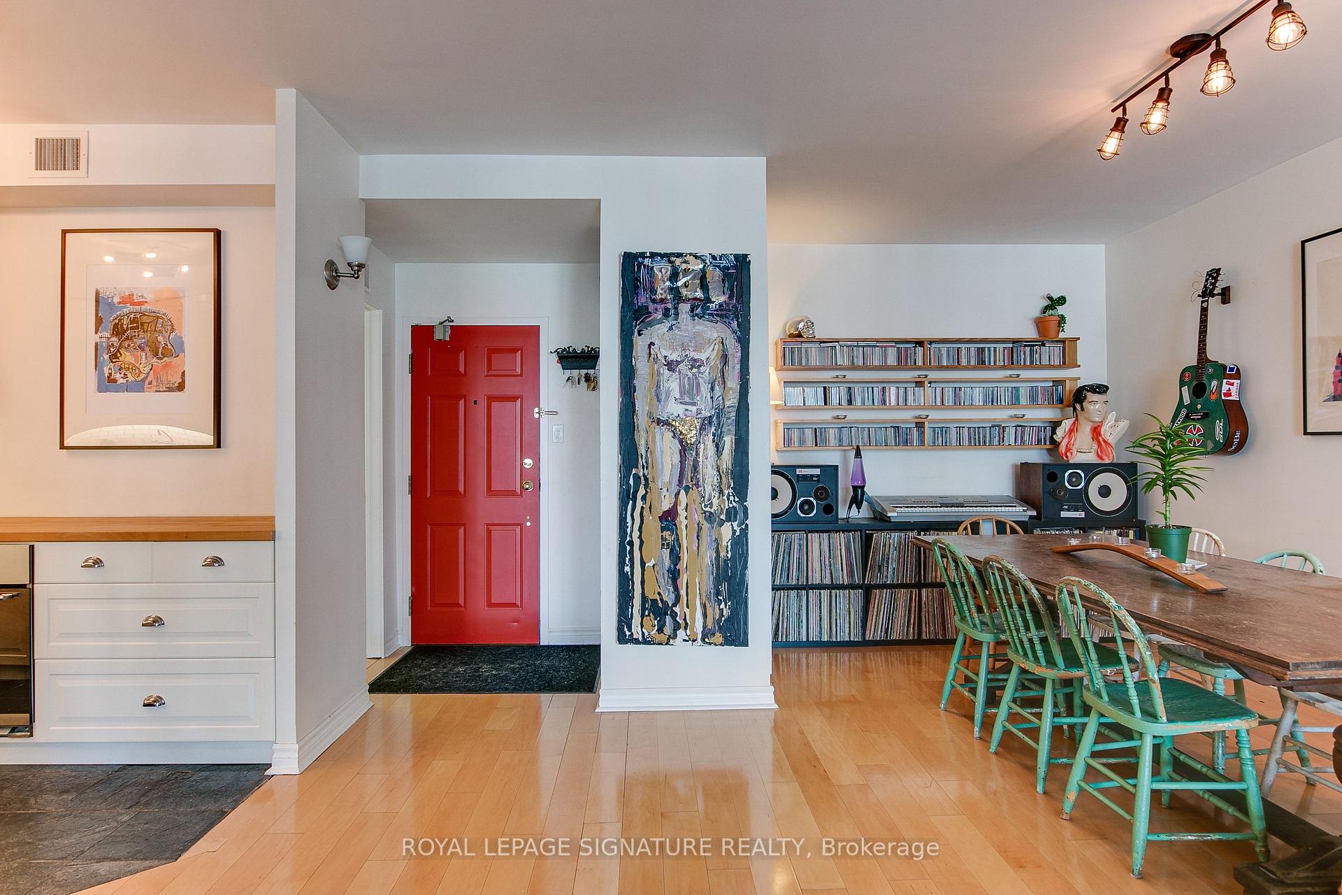 #919 - 65 Scadding Ave, Toronto, ON M5A4L1 | 2 Bedroom 2 Bathroom Condo Apt | Image 16