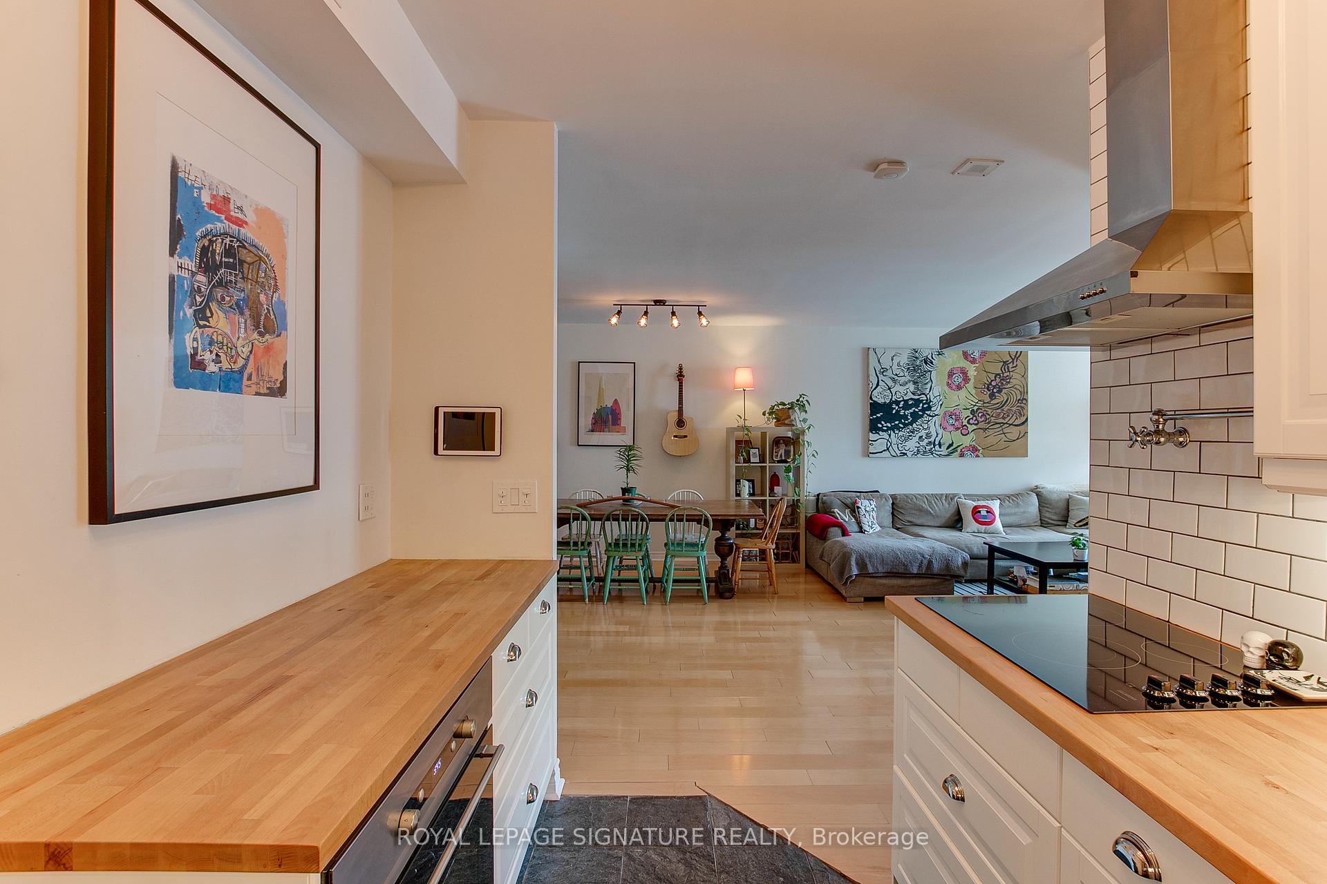 #919 - 65 Scadding Ave, Toronto, ON M5A4L1 | 2 Bedroom 2 Bathroom Condo Apt | Image 2