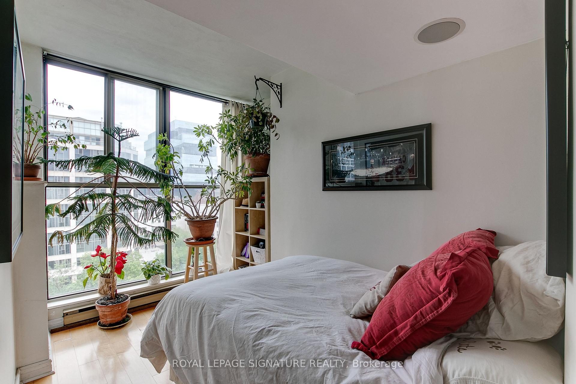 #919 - 65 Scadding Ave, Toronto, ON M5A4L1 | 2 Bedroom 2 Bathroom Condo Apt | Image 26