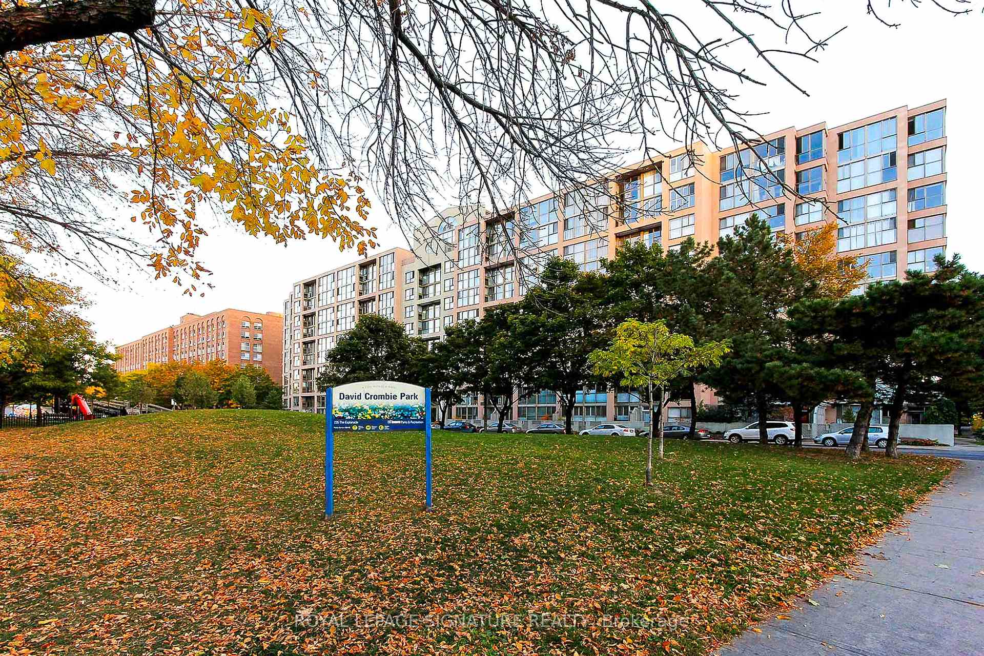 #919 - 65 Scadding Ave, Toronto, ON M5A4L1 | 2 Bedroom 2 Bathroom Condo Apt | Image 37