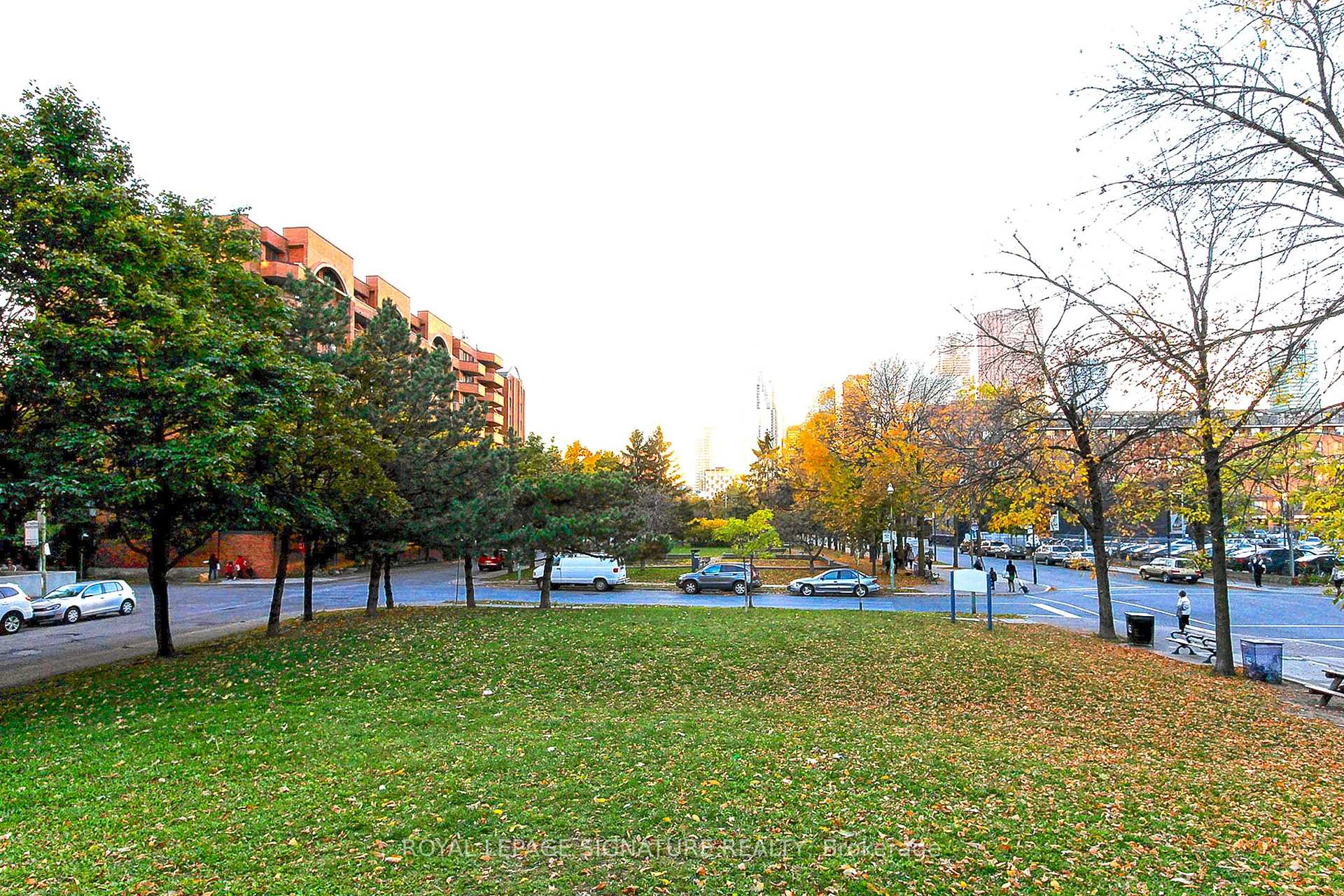 #919 - 65 Scadding Ave, Toronto, ON M5A4L1 | 2 Bedroom 2 Bathroom Condo Apt | Image 38