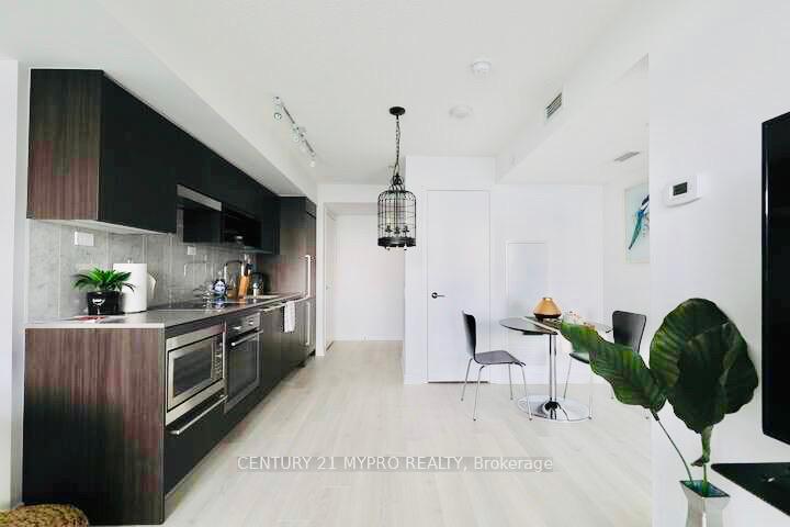 #2703 - 70 Queens Wharf Rd, Toronto, ON M5V0J2 | 1 Bedroom 1 Bathroom Condo Apt | Image 7