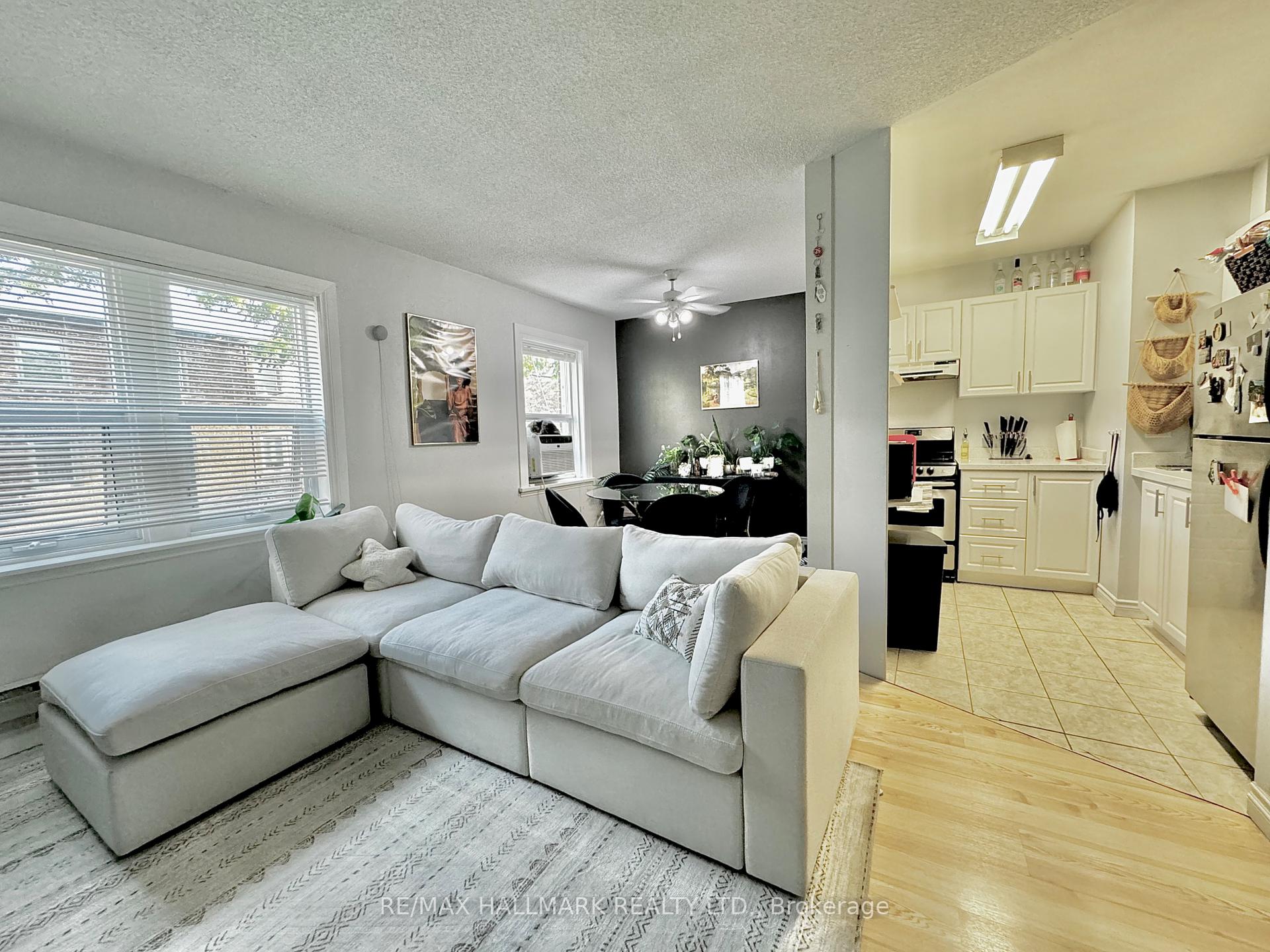 #303 - 114 Vaughan Rd, Toronto, ON M6C2M1 | 1 Bedroom 1 Bathroom Condo Apt | Image 11