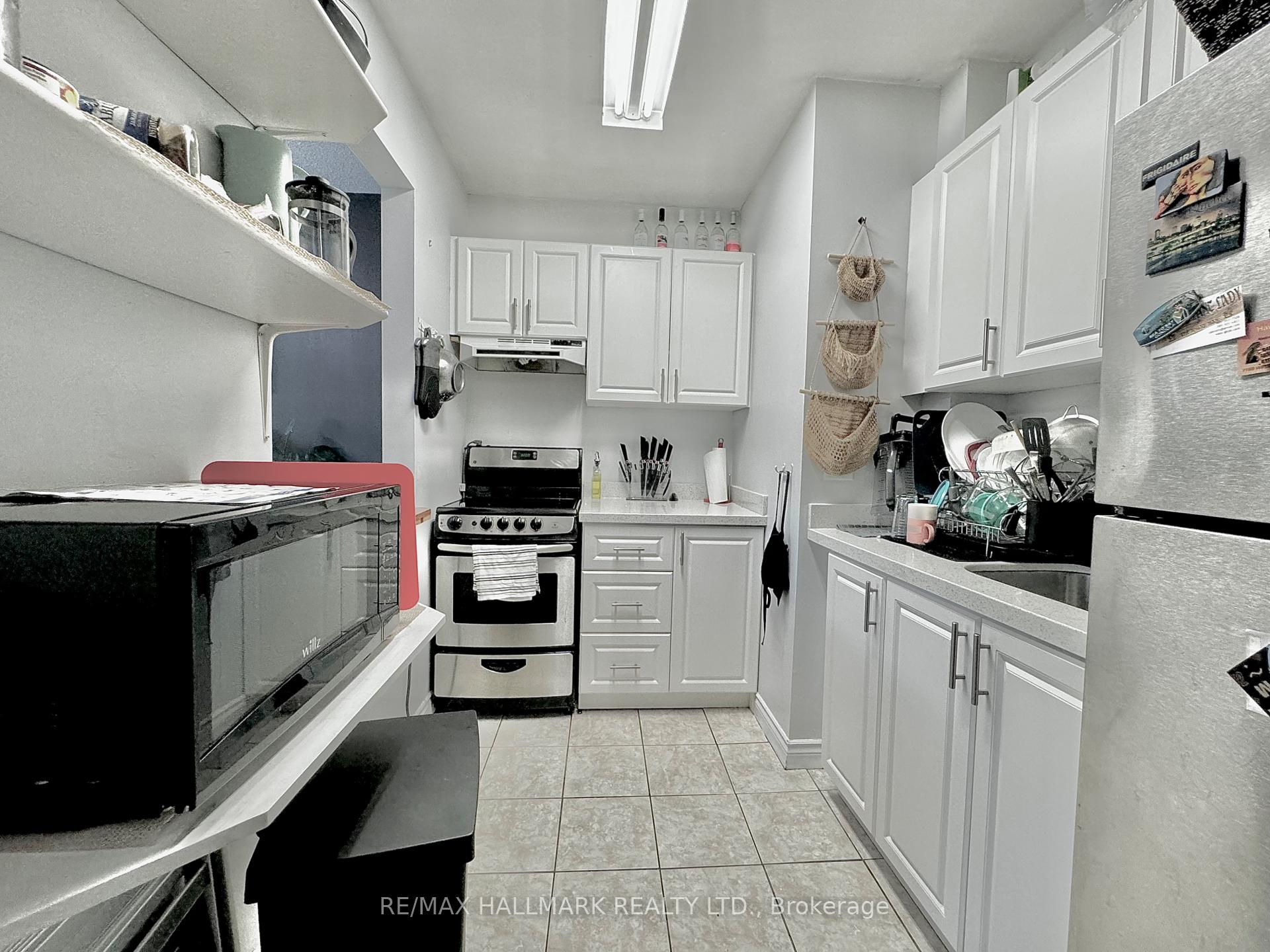 #303 - 114 Vaughan Rd, Toronto, ON M6C2M1 | 1 Bedroom 1 Bathroom Condo Apt | Image 18