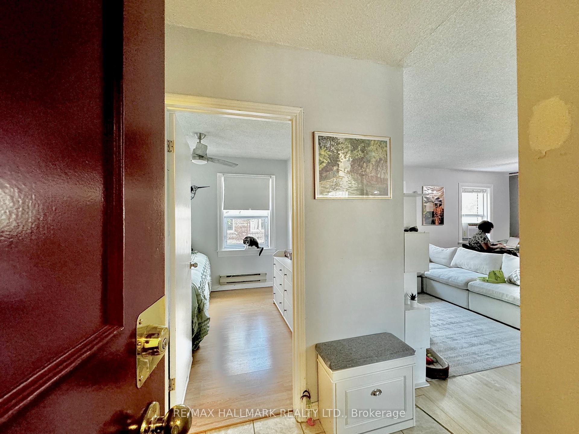 #303 - 114 Vaughan Rd, Toronto, ON M6C2M1 | 1 Bedroom 1 Bathroom Condo Apt | Image 4
