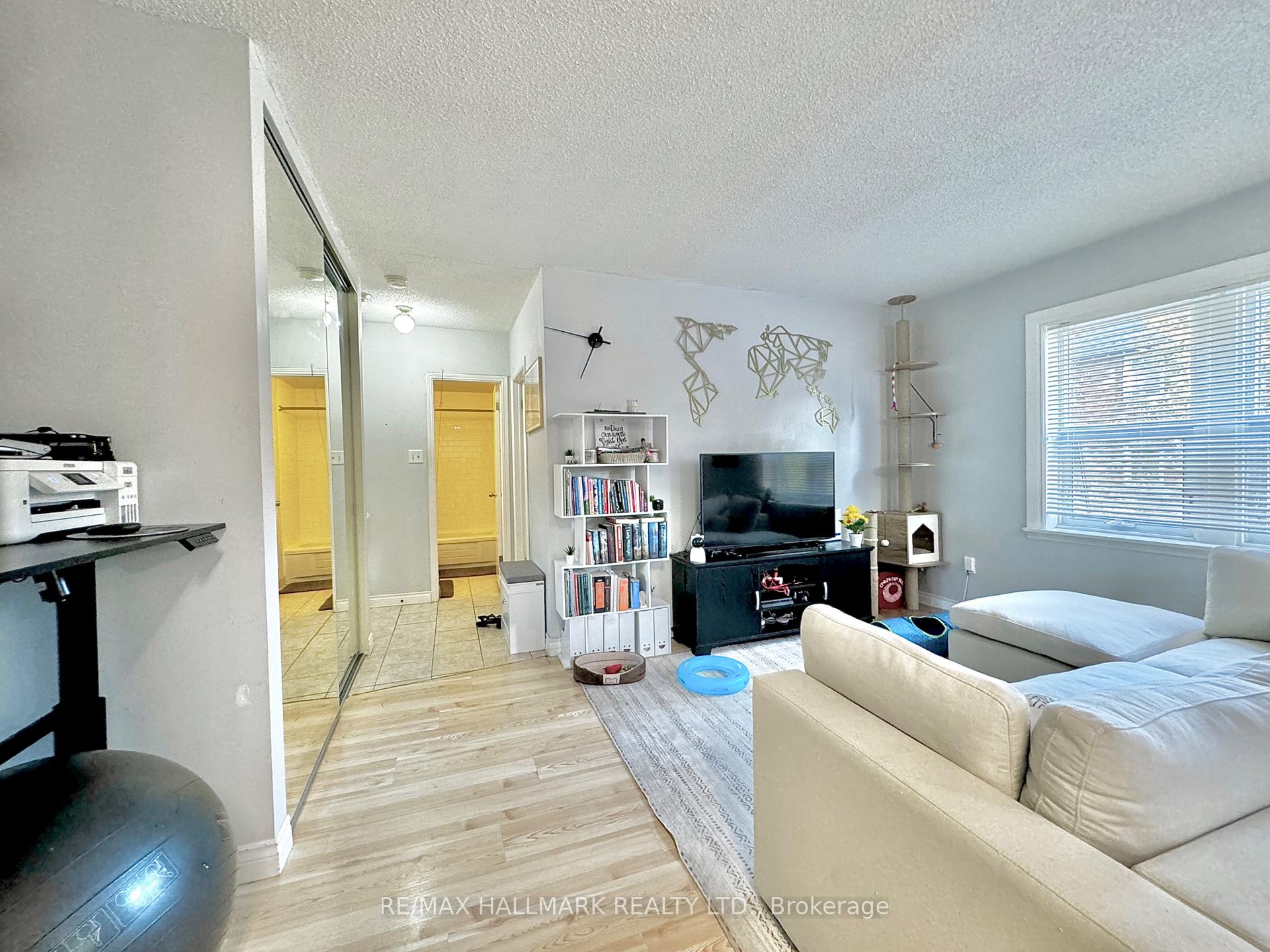 #303 - 114 Vaughan Rd, Toronto, ON M6C2M1 | 1 Bedroom 1 Bathroom Condo Apt | Image 6