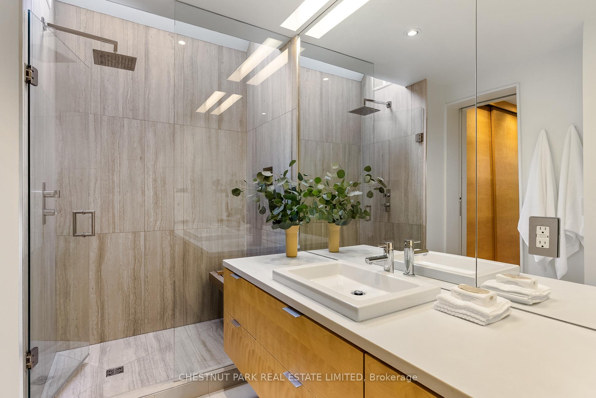 58 Summerhill Gdns, Toronto, ON M4T1B4 | 4 Bedroom 4 Bathroom Detached House | Image 29