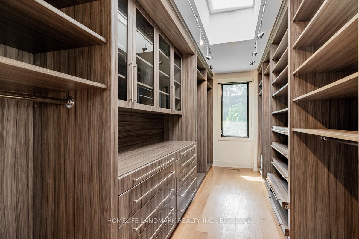 4 Royal Oak Dr, Toronto, ON M3C2M2 | 4 Bedroom 9 Bathroom Detached House | Image 12