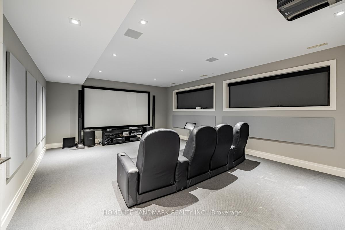 4 Royal Oak Dr, Toronto, ON M3C2M2 | 4 Bedroom 9 Bathroom Detached House | Image 18