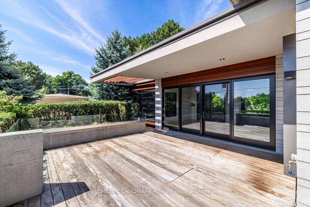 4 Royal Oak Dr, Toronto, ON M3C2M2 | 4 Bedroom 9 Bathroom Detached House | Image 21