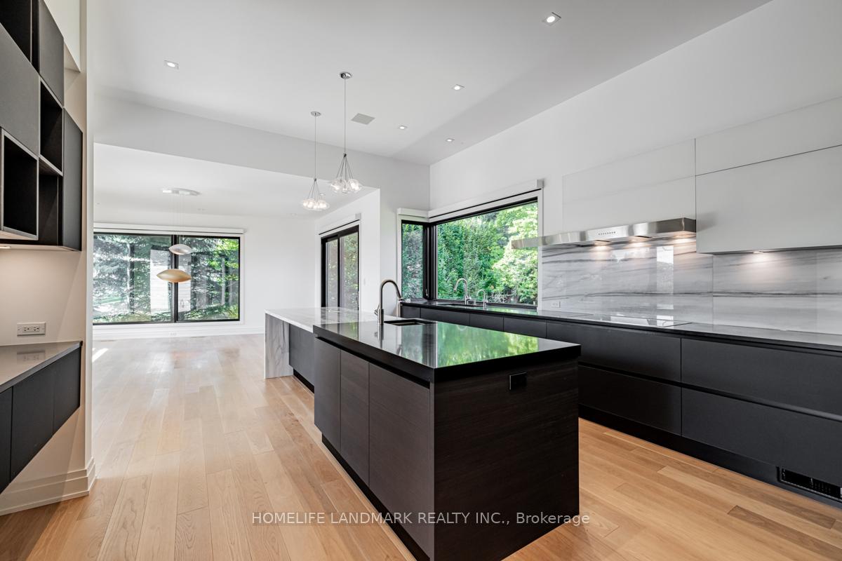 4 Royal Oak Dr, Toronto, ON M3C2M2 | 4 Bedroom 9 Bathroom Detached House | Image 5