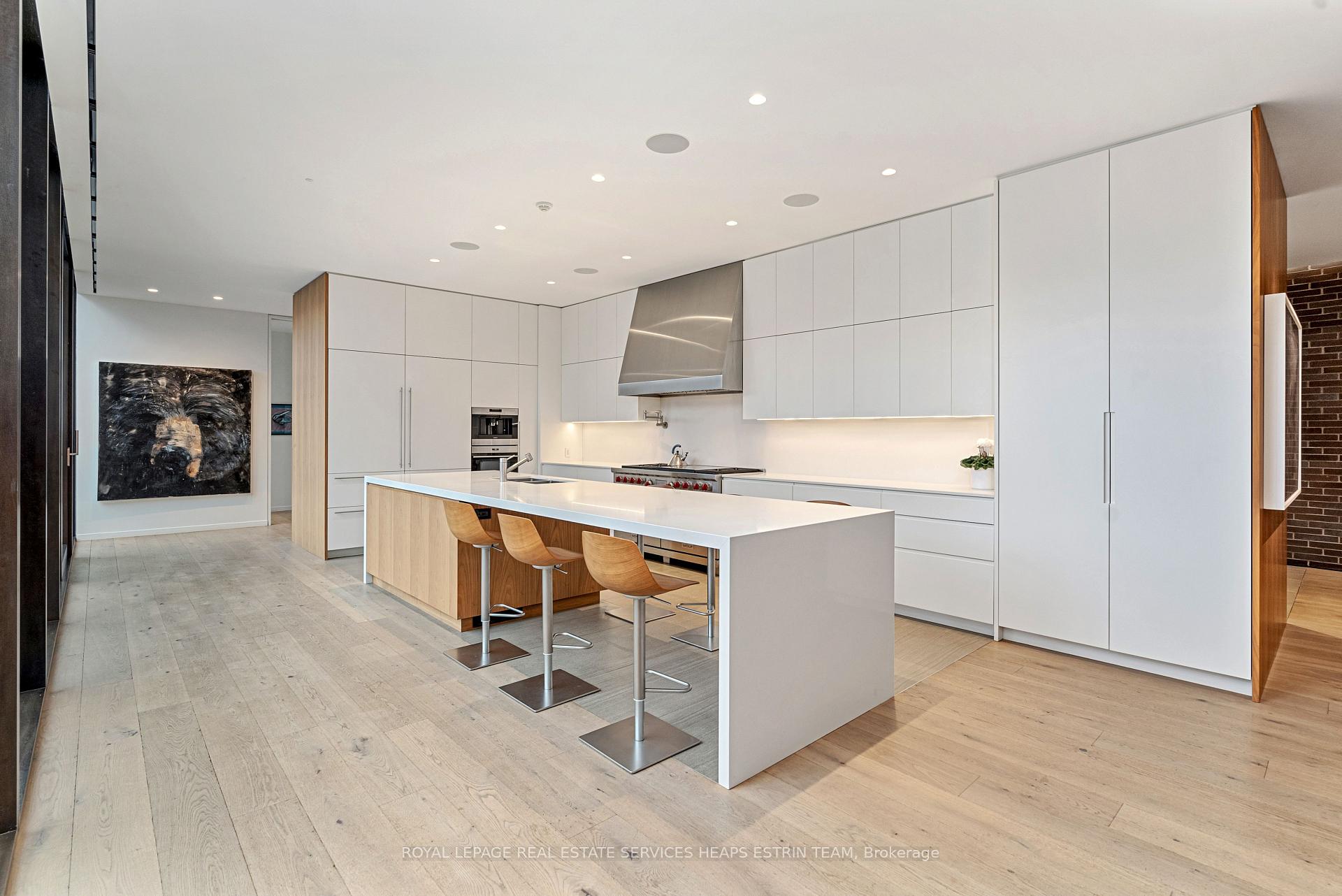 11 Thornwood Rd, Toronto, ON M4W2R8 | 4 Bedroom 8 Bathroom Detached House | Image 17