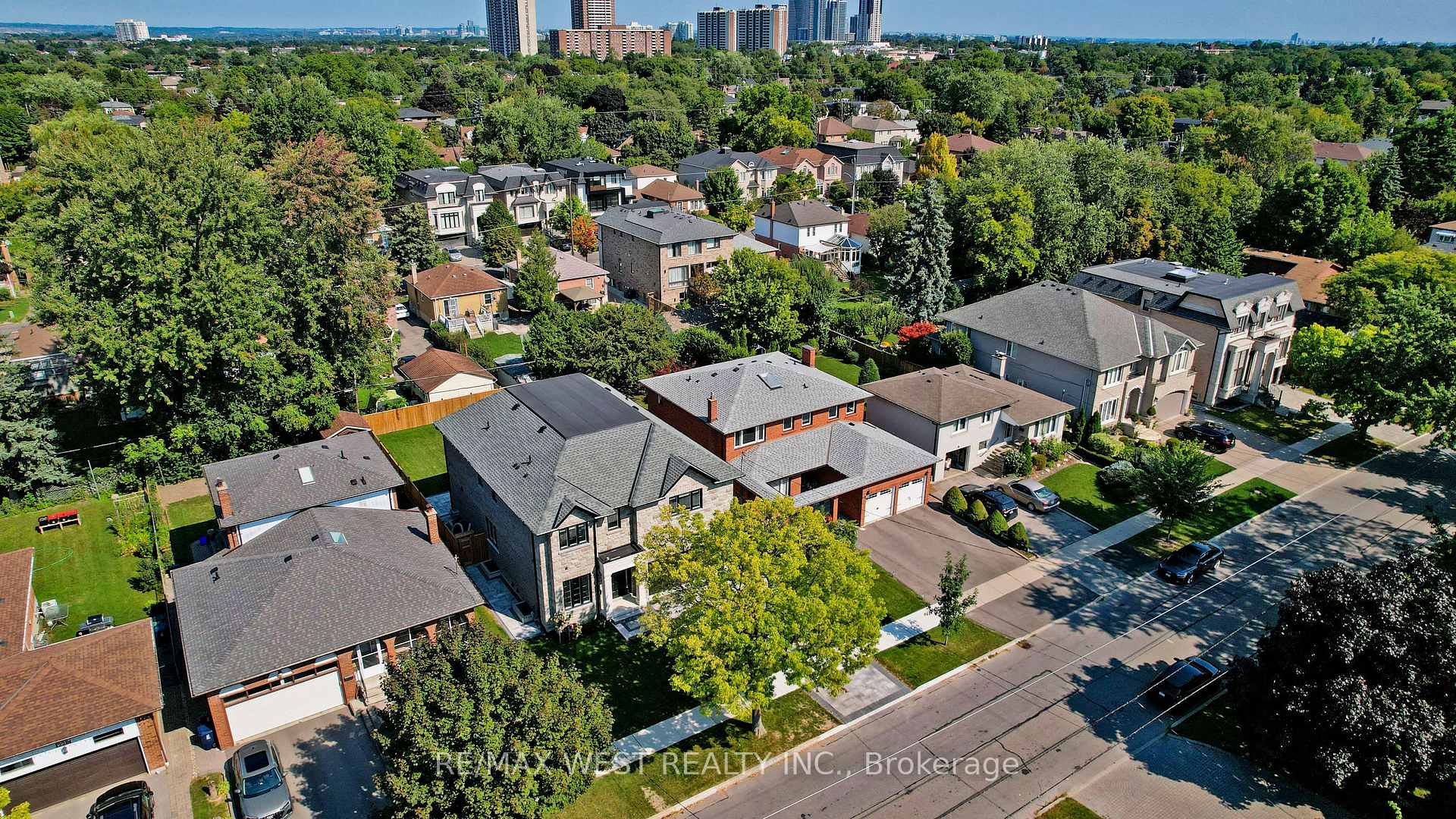 222 Connaught Ave, Toronto, ON M2M1H5 | 4 Bedroom 7 Bathroom Detached House | Image 30