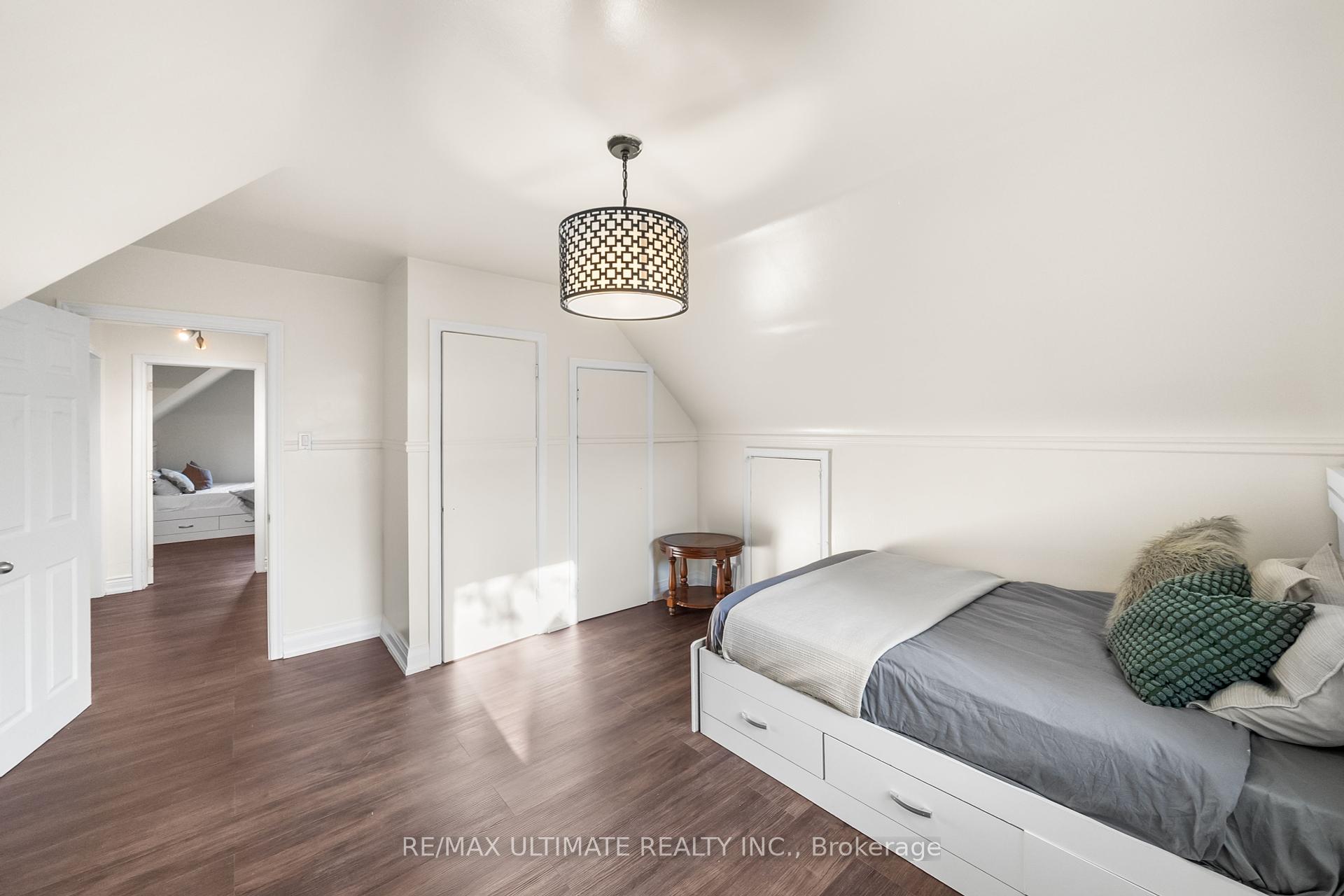 218 Bogert Ave, Toronto, ON M2N1L3 | 3 Bedroom 3 Bathroom Detached House | Image 23