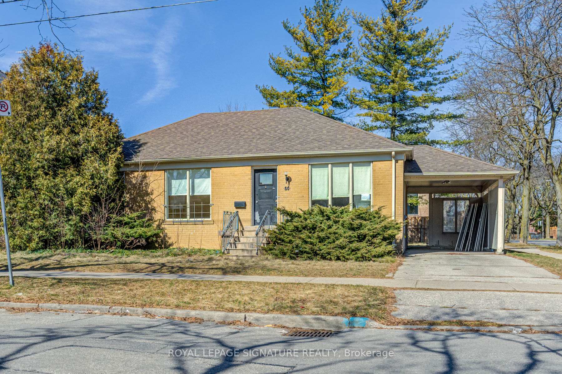 50 Bainbridge Ave, Toronto, ON M3H2K2 | 3 Bedroom 2 Bathroom Detached House | Image 12